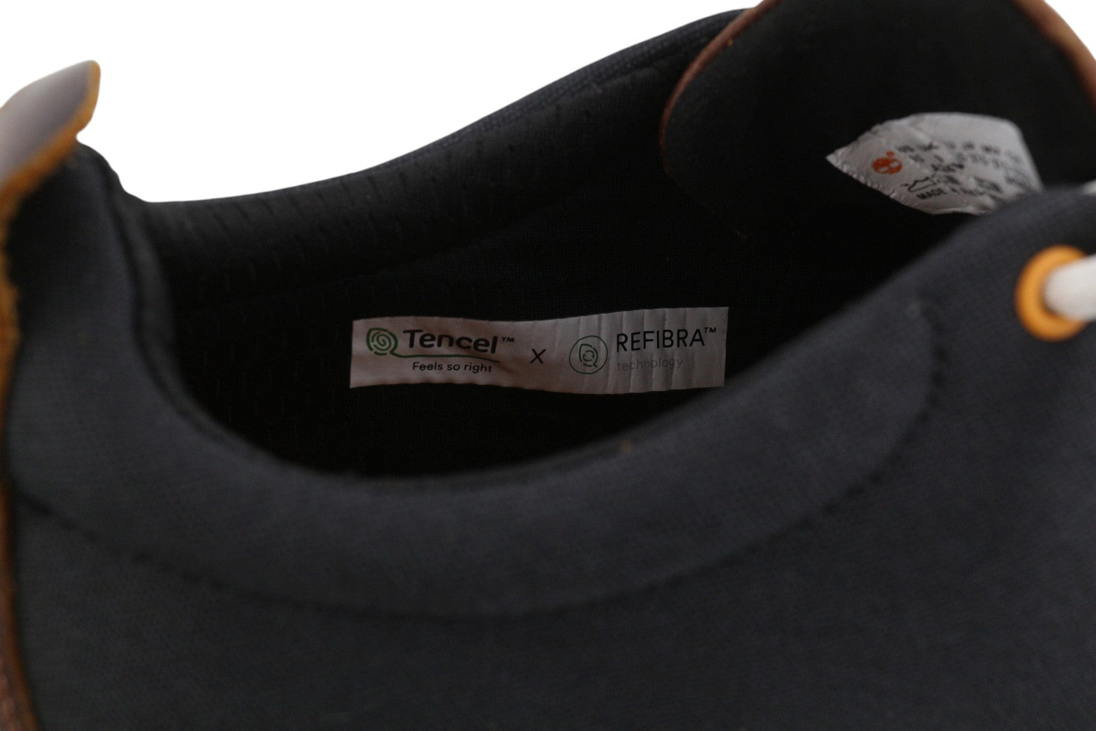 TIMBERLAND A24V8 vyriški sportbačiai, EU43.5, juodi, migdolų spalvos, su Tencel Refibra raštu. 