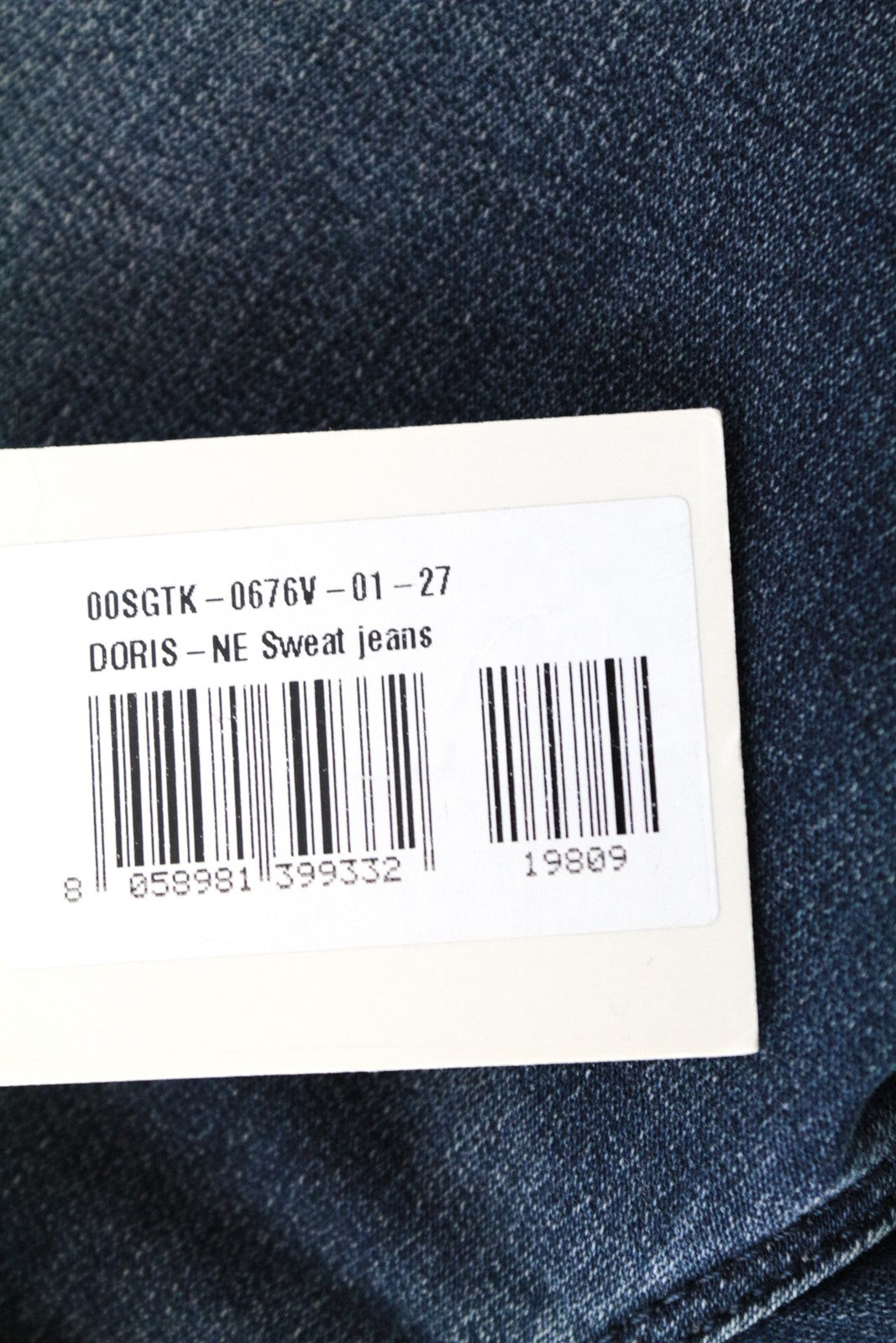 DIESEL Doris-Ne 0676V W27 Jogg mėlyni dirbtinio intelekto moteriški ploni, tamprūs džinsai 