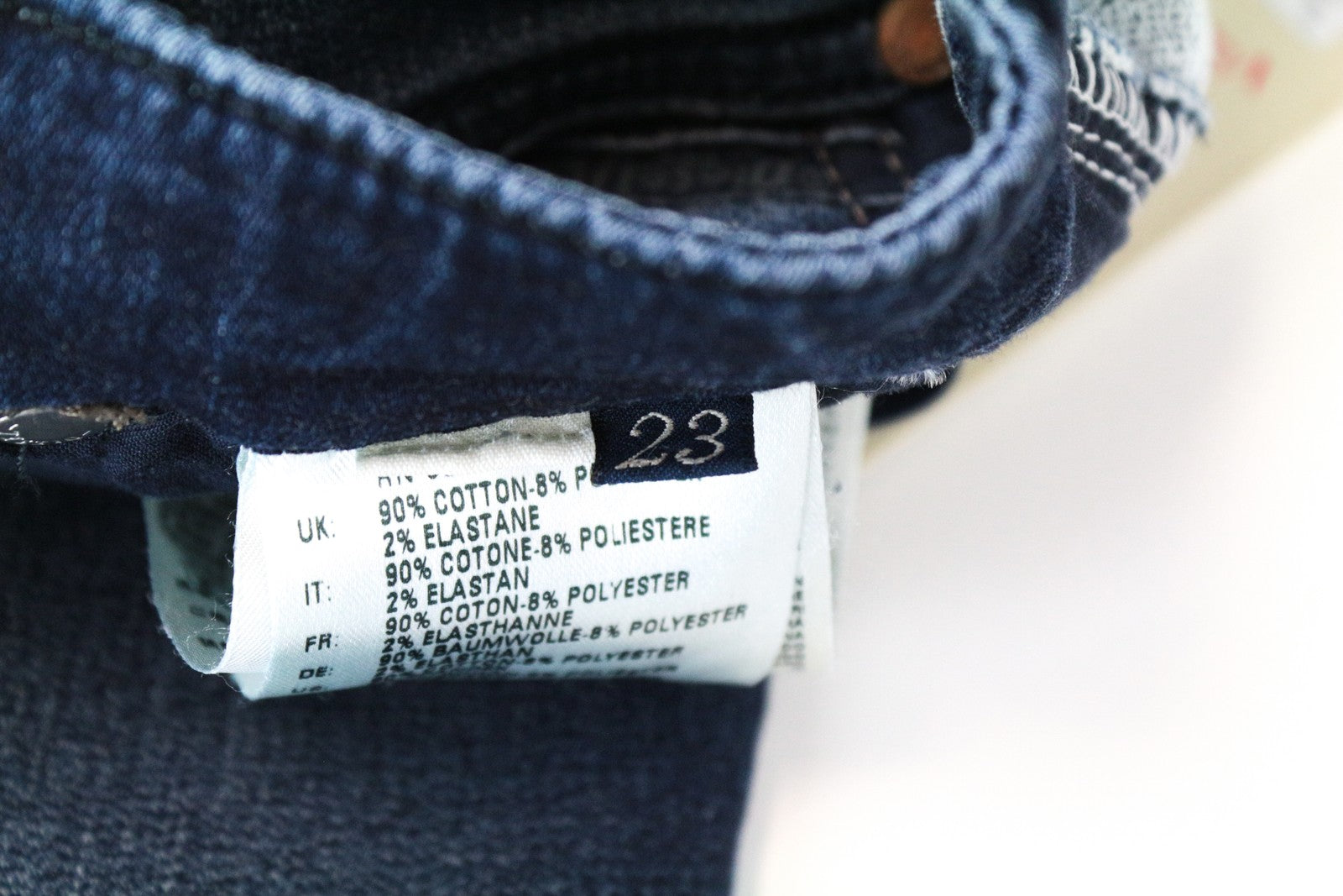 DIESEL Grupee-Ne 0670V W23 Slim Skinny Jogg mėlynos moteriškos džinsinės kelnės su slegiančiu raštu 