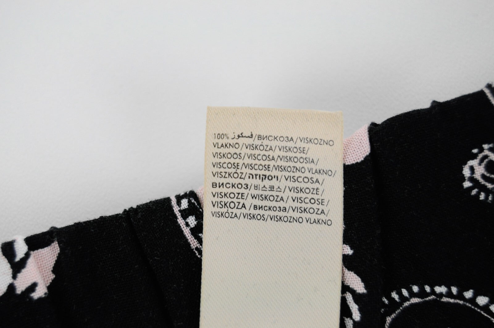 Womens Pants L Black Paisley Patterned Loose  Pull-On Elastic Waistband