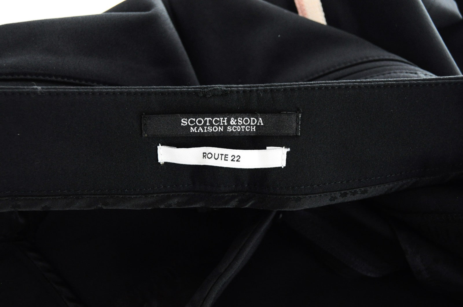 MAISON SCOTCH moteriškos kelnės S, juodos šoninės juostelės, klasikinio stiliaus, su kišenėmis 