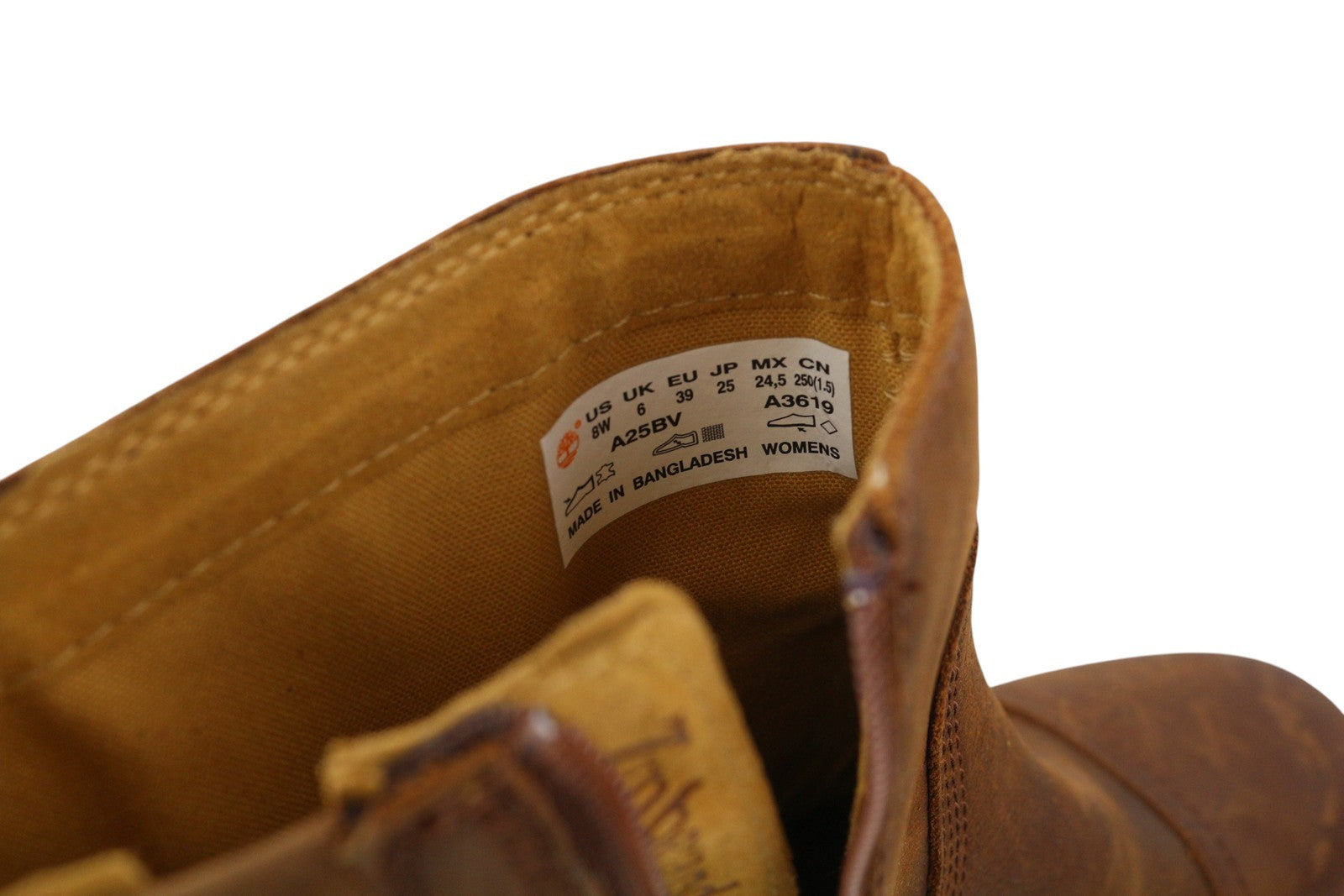 TIMBERLAND A25BV moteriški aulinukai, rudi, odiniai, 39/40 dydžio, su kulniuku, sendinto stiliaus, vidutinio aukščio. 