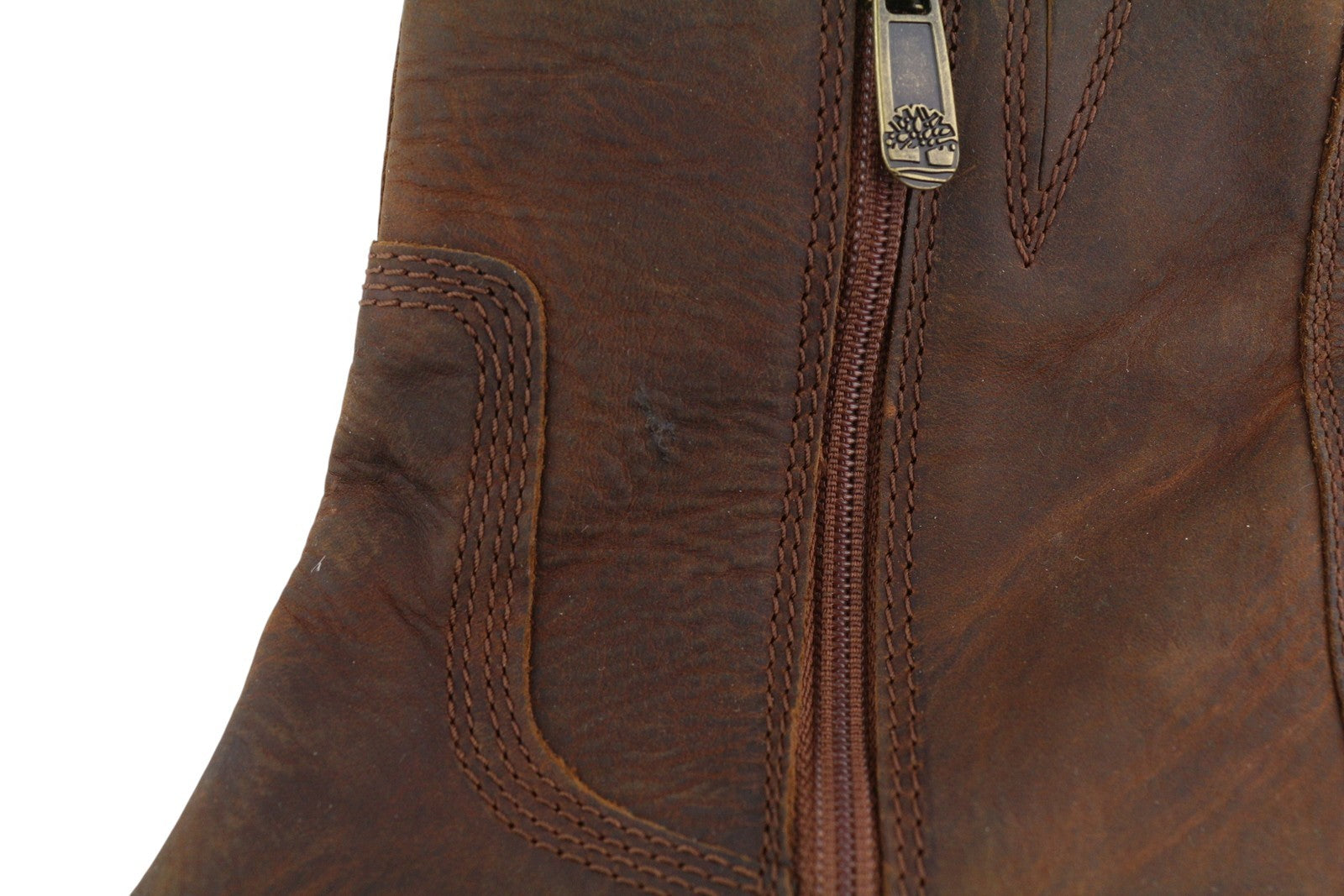 TIMBERLAND A25BV moteriški aulinukai, rudi, odiniai, 39/40 dydžio, su kulniuku, sendinto stiliaus, vidutinio aukščio. 