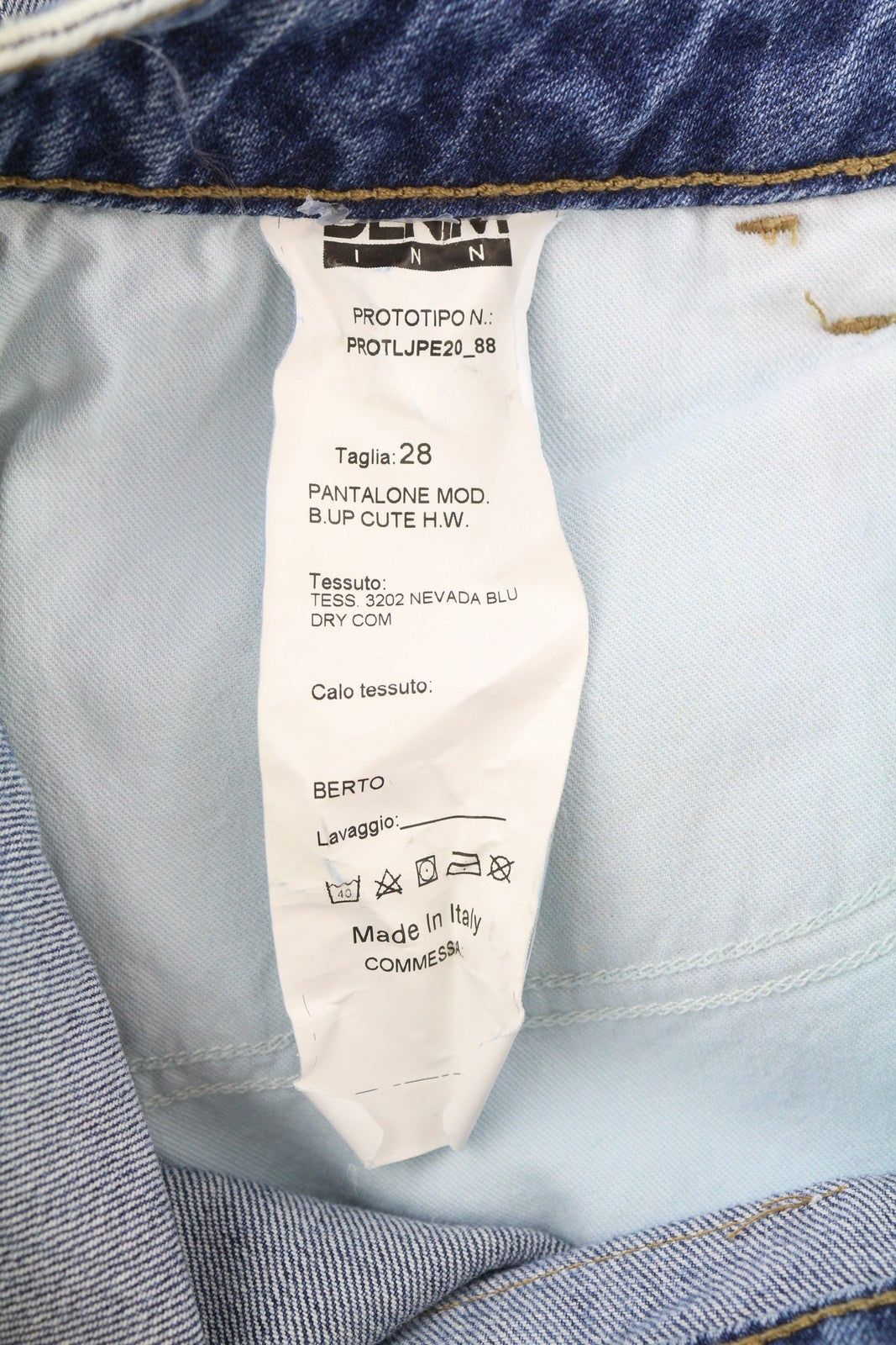 LIU JO Cute Women Jeans W28 Denim Blue Washed Ankle Length Skinny Fit Rhinestone