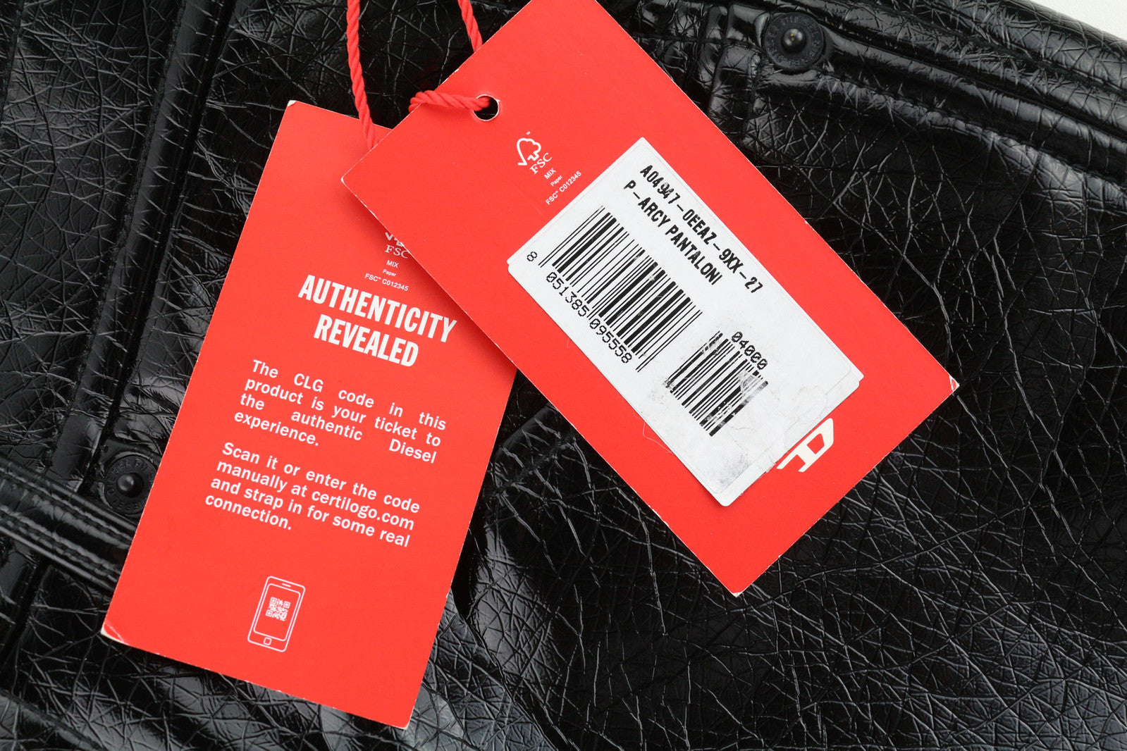 DIESEL P-Arcy moteriškos kelnės W27 juodos, dengtos, plonos, su blizgančiu užtrauktuku, RRP 225 € 