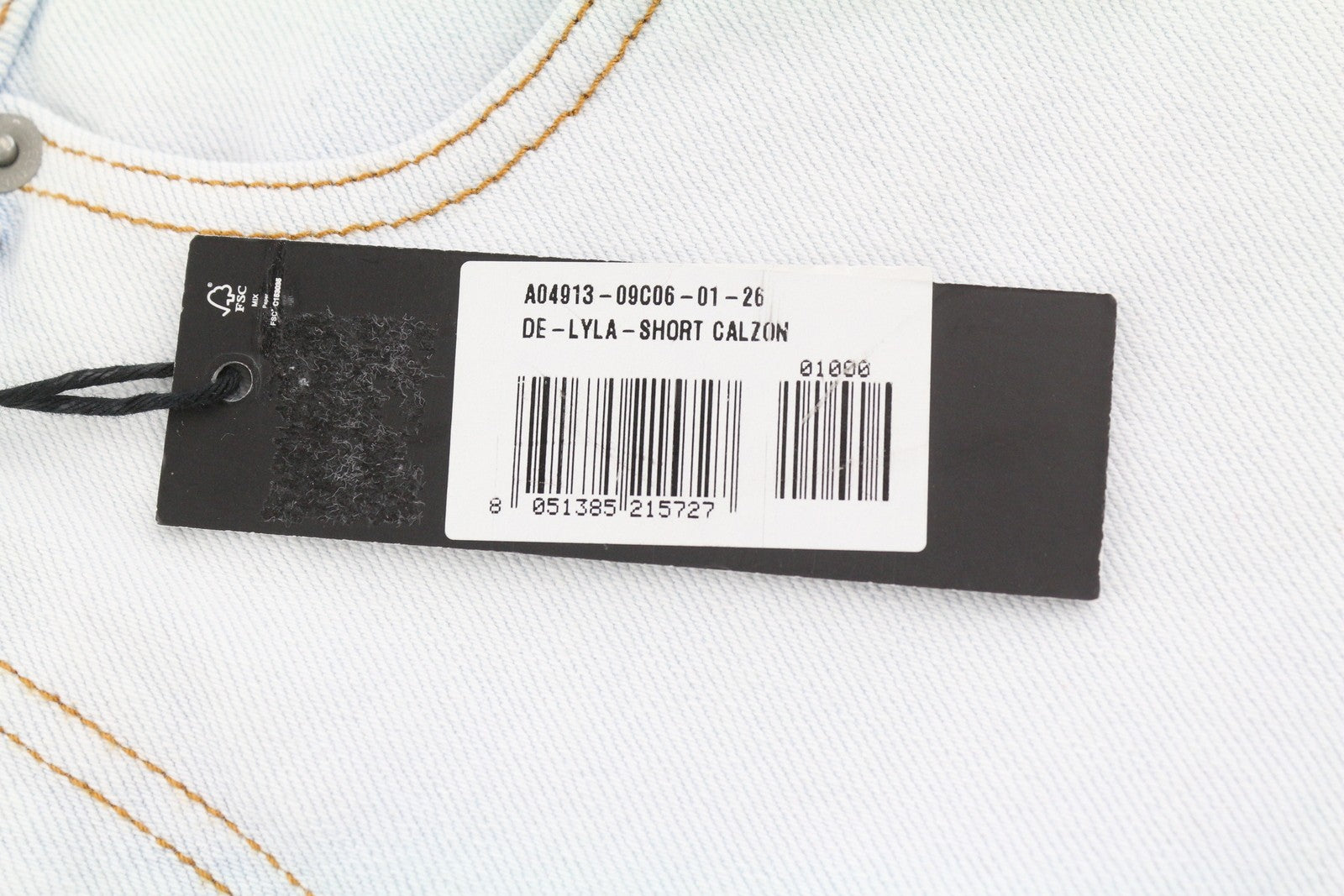 DIESEL De-Lyla 09C06 moteriški šortai W26 šviesiai mėlyni džinsiniai šortai su užtrauktuku ir logotipu, laisvalaikio stiliaus. 