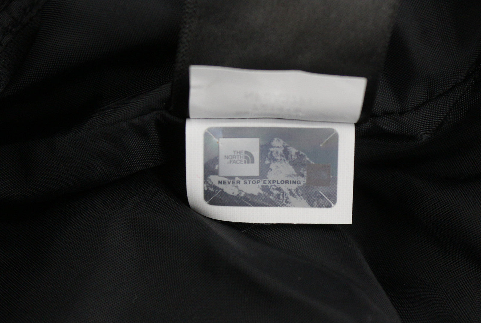 THE NORTH FACE vyriška striukė XL dydžio su išimamu pamušalu ir užtrauktuku, juoda 