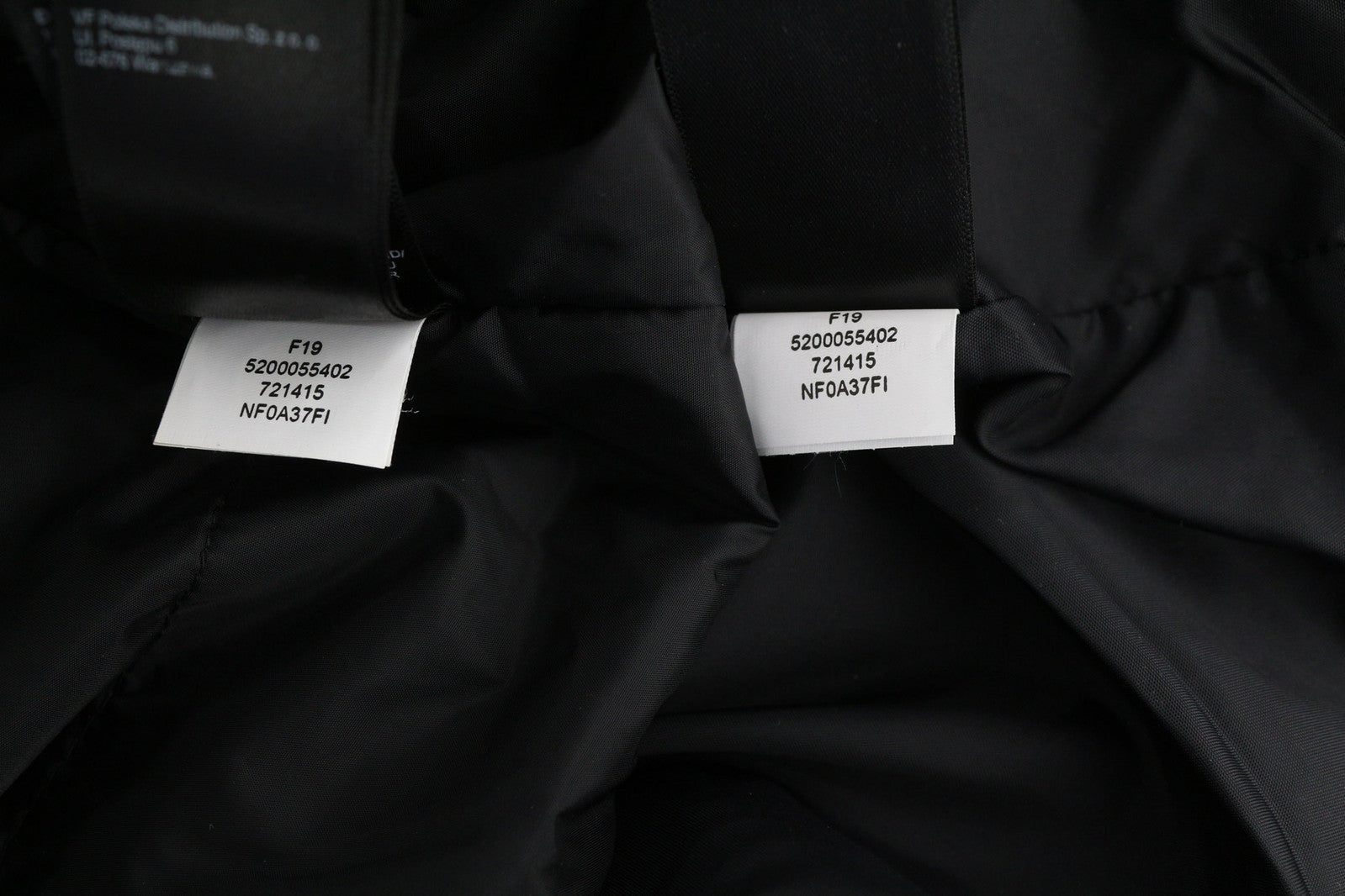 THE NORTH FACE vyriška striukė XL dydžio su išimamu pamušalu ir užtrauktuku, juoda 