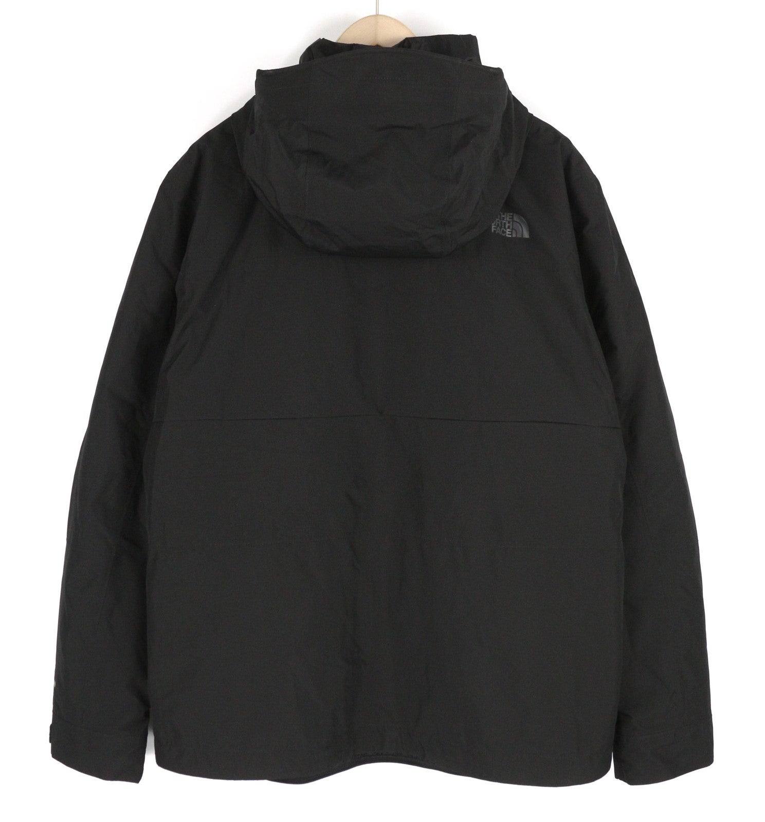 THE NORTH FACE vyriška striukė XL dydžio su išimamu pamušalu ir užtrauktuku, juoda 