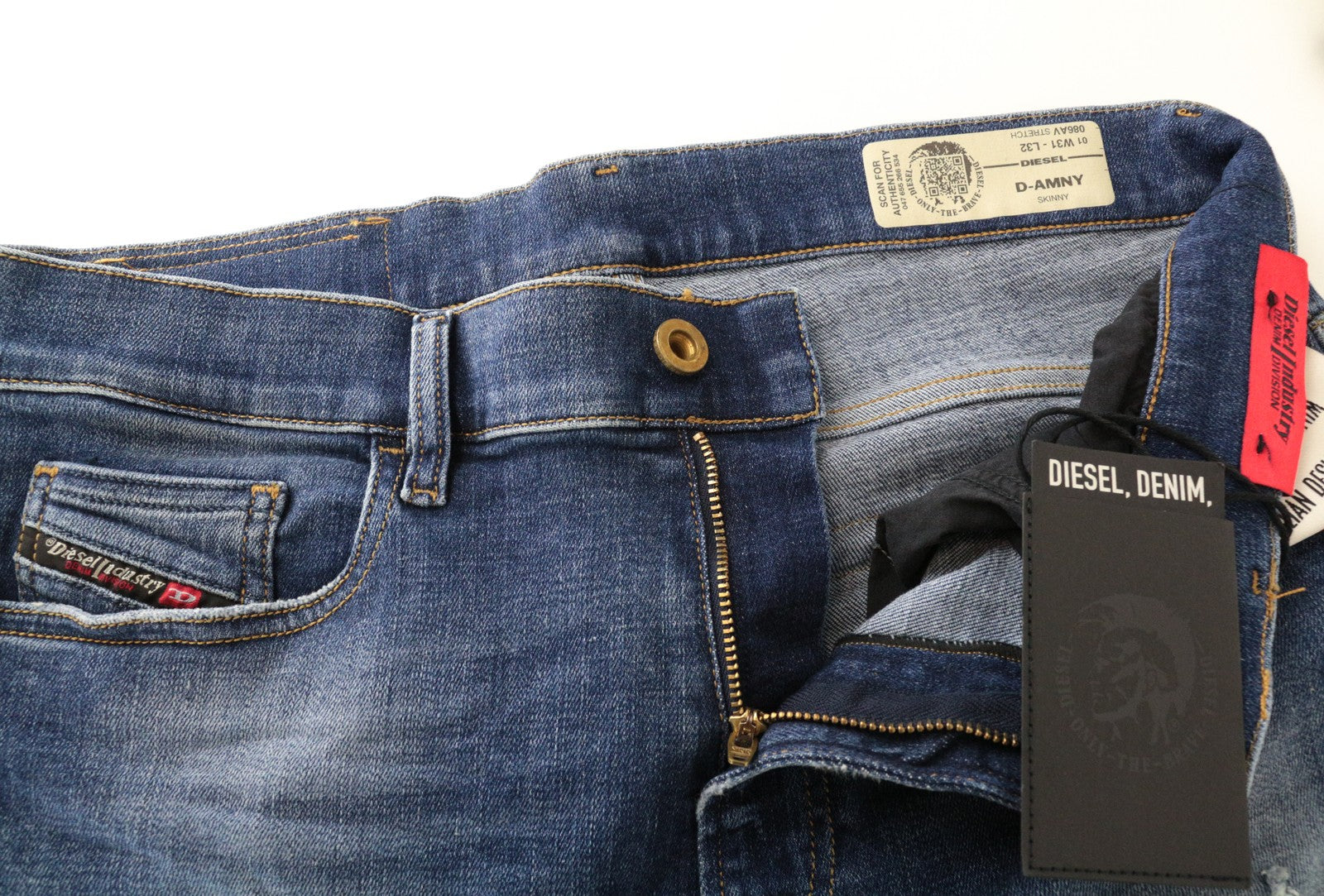 DIESEL D-Amny 086AV W31 L32 vyriški vidutinio mėlynumo aptempti plėšyti akmeninio dažymo džinsai 