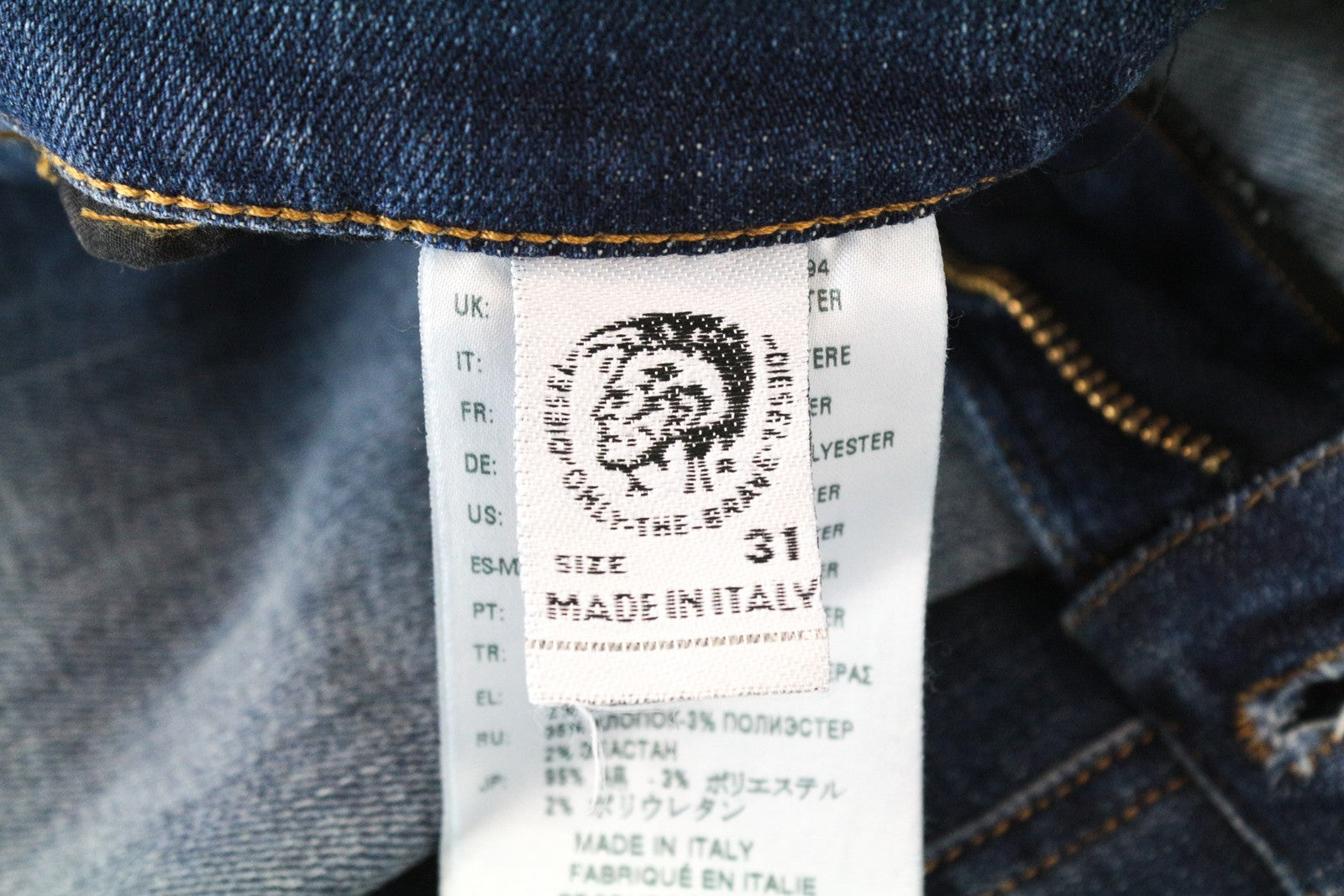 DIESEL D-Amny 086AV W31 L32 vyriški vidutinio mėlynumo aptempti plėšyti akmeninio dažymo džinsai 