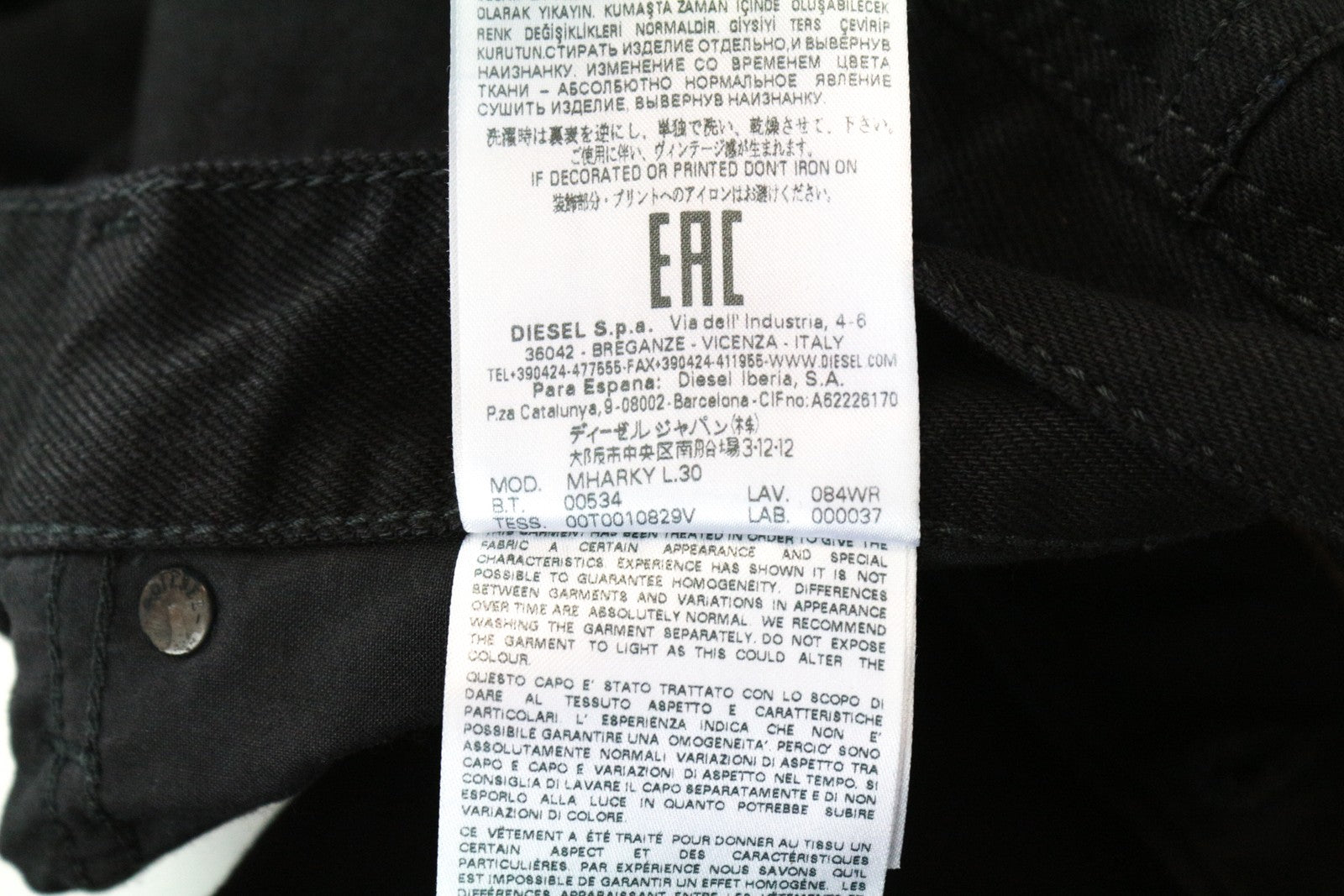 DIESEL Mharky 084WR W31 L30 vyriški netempiami juodi ploni, plėšyti džinsai 