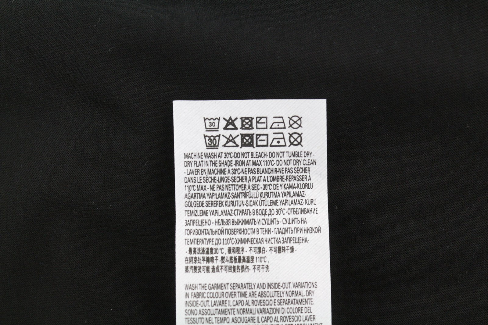 DIESEL T-Sli-Ind moteriški marškinėliai su trumpomis rankovėmis, 2XS, juodi, trikotažiniai, su apykakle ir standartine kaina – 90 € 