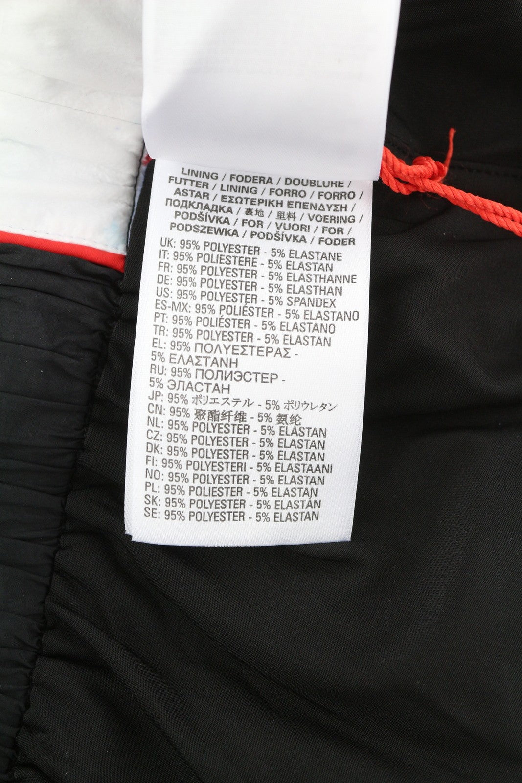 DIESEL Awwb-Eicy-Wt 12 moteriški šortai M, juodi, su elastingu juosmeniu, pamušalu. RMK 90 €. 