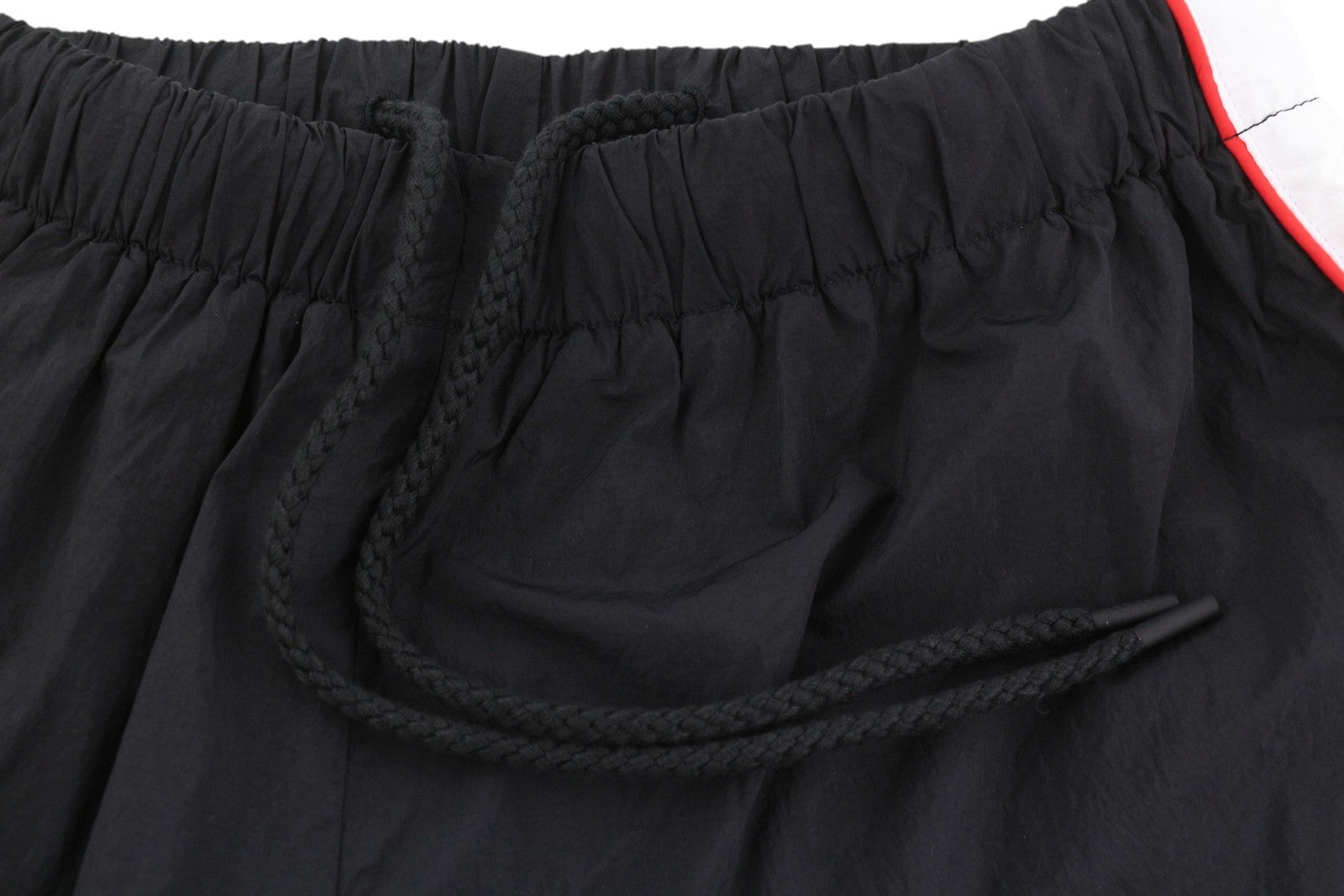 DIESEL Awwb-Eicy-Wt 12 moteriški šortai M, juodi, su elastingu juosmeniu, pamušalu. RMK 90 €. 