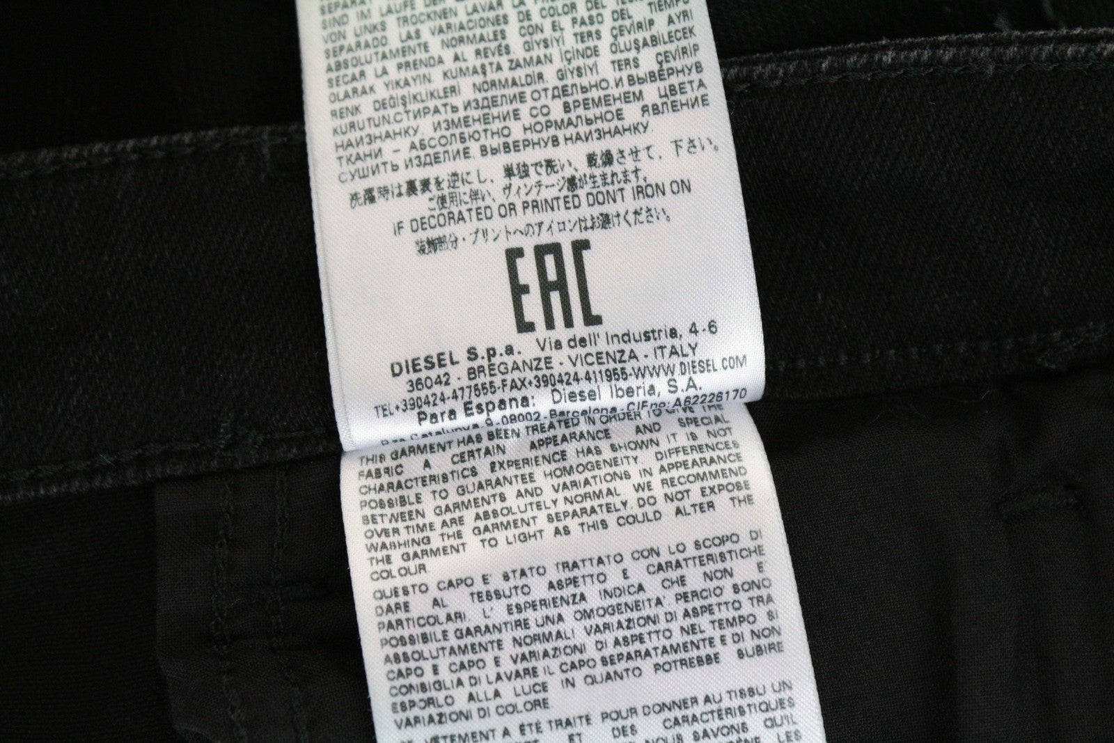 DIESEL Babhila-High 084ZN W24 L30 moteriški juodi tamprūs medvilniniai ploni aptempti džinsai 