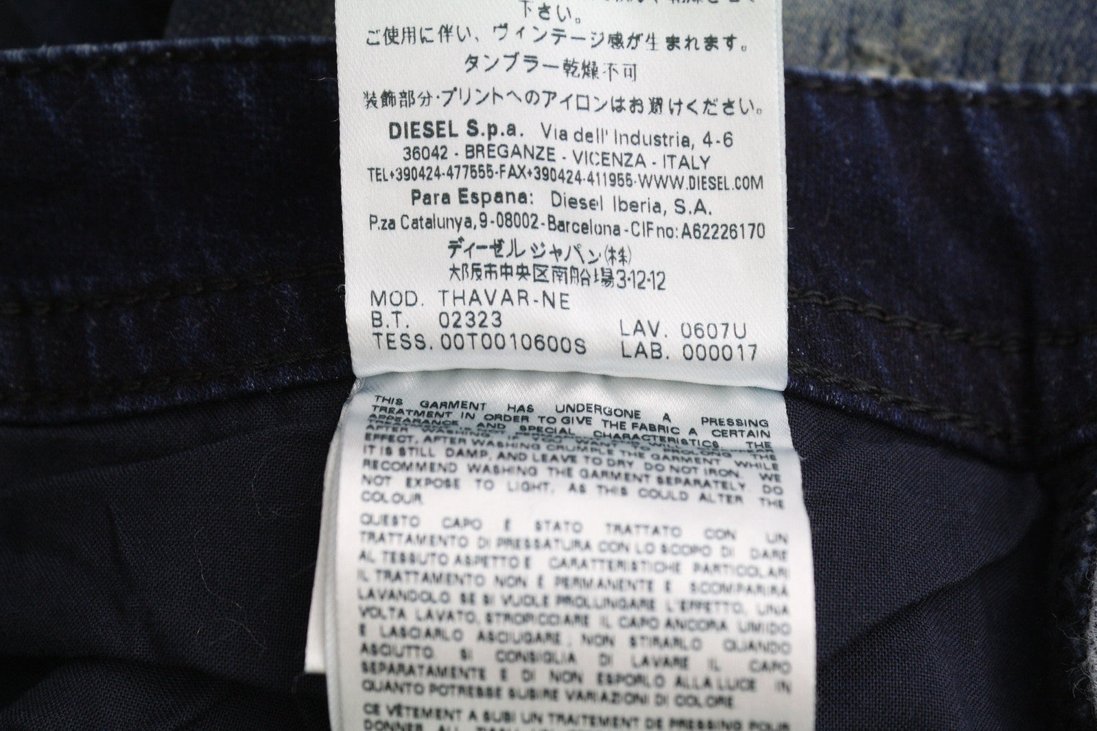 DIESEL Thavar-Ne 0607U vyriški džinsai W28 Jogg Sweat Ripped Distress Blue RRP200