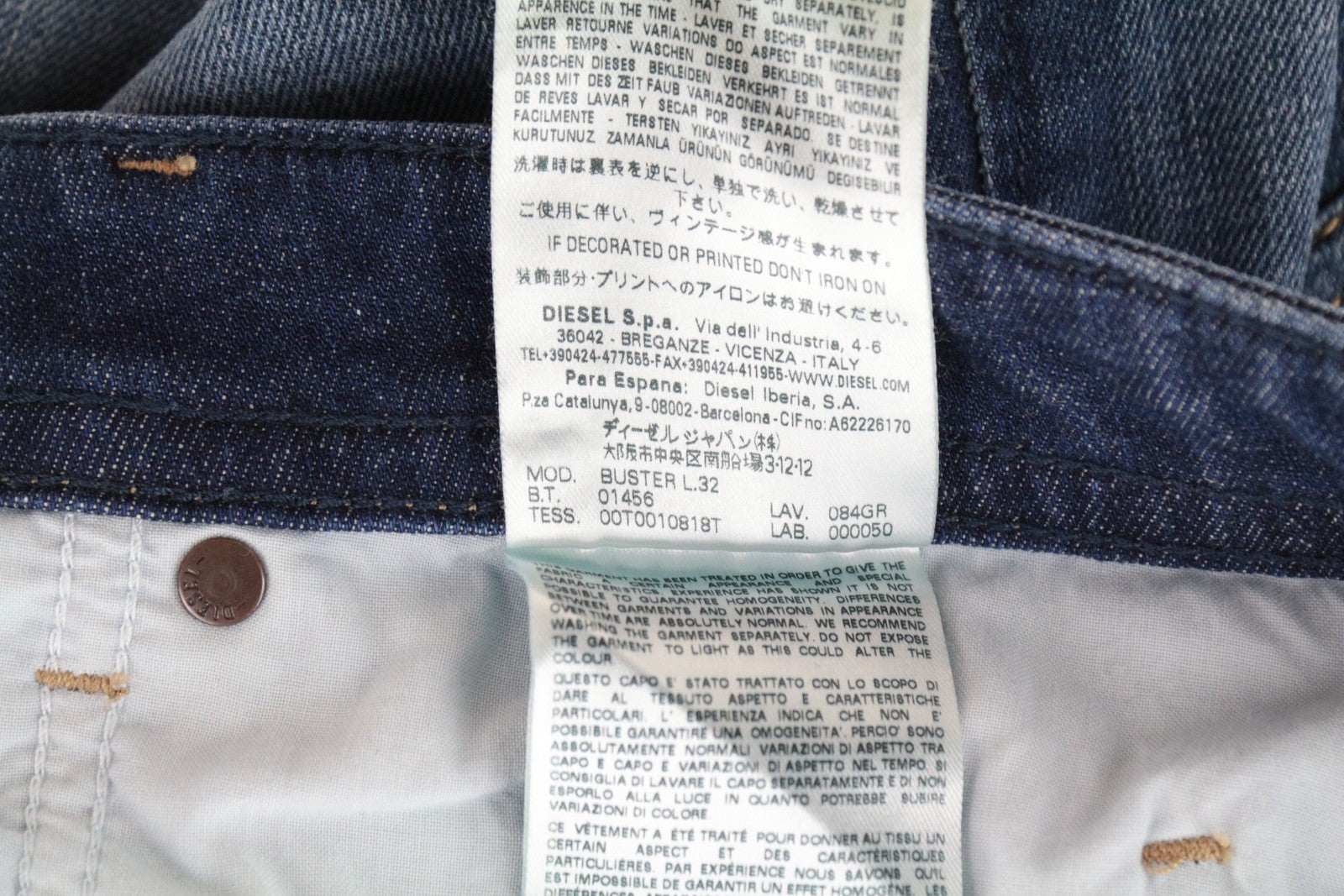 DIESEL Buster 084GR W28 L32 vyriški mėlyni ploni siaurėjantys medvilniniai džinsai 