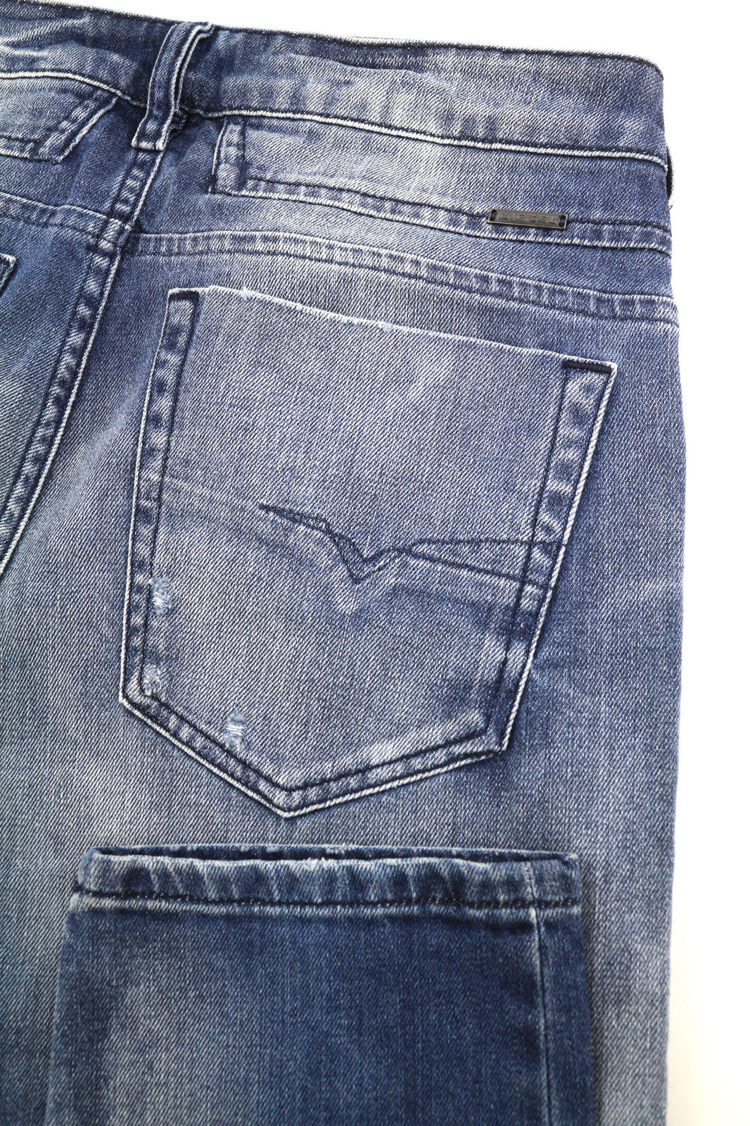 DIESEL D-Bazer 084DD vyriški džinsai W29/L34 siaurėjantys, tamprūs, plėšyti, skalbti, mėlyni. 