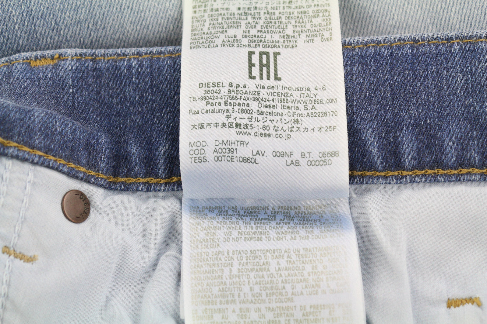 DIESEL D-Mihtry 009NF vyriški džinsai W33/L30 tiesūs, tamprūs, su sagomis, skalbti džinsai 