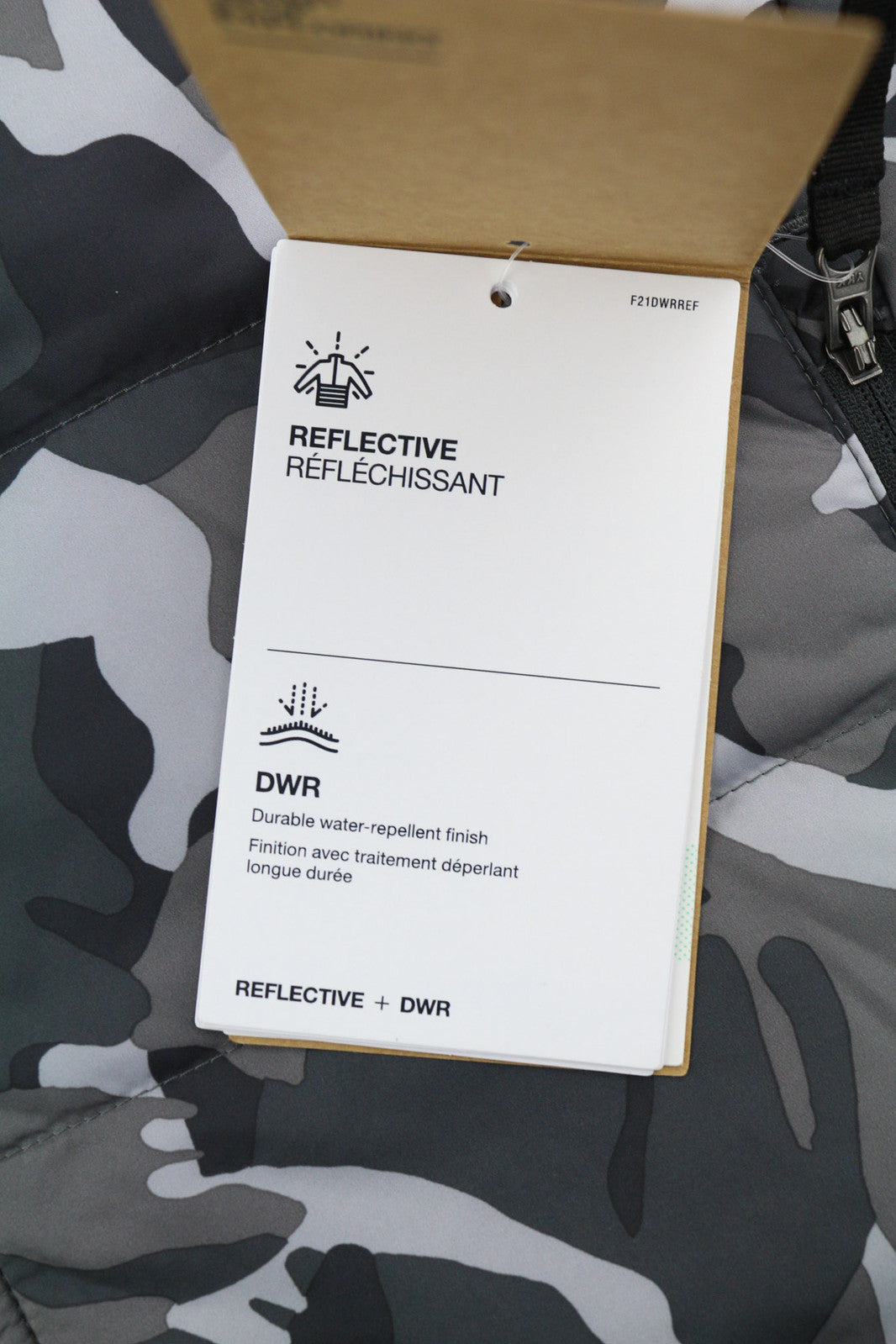 THE NORTH FACE Printed Reactor Insulated Boy striukė L su gobtuvu ir kamufliažiniu logotipu 