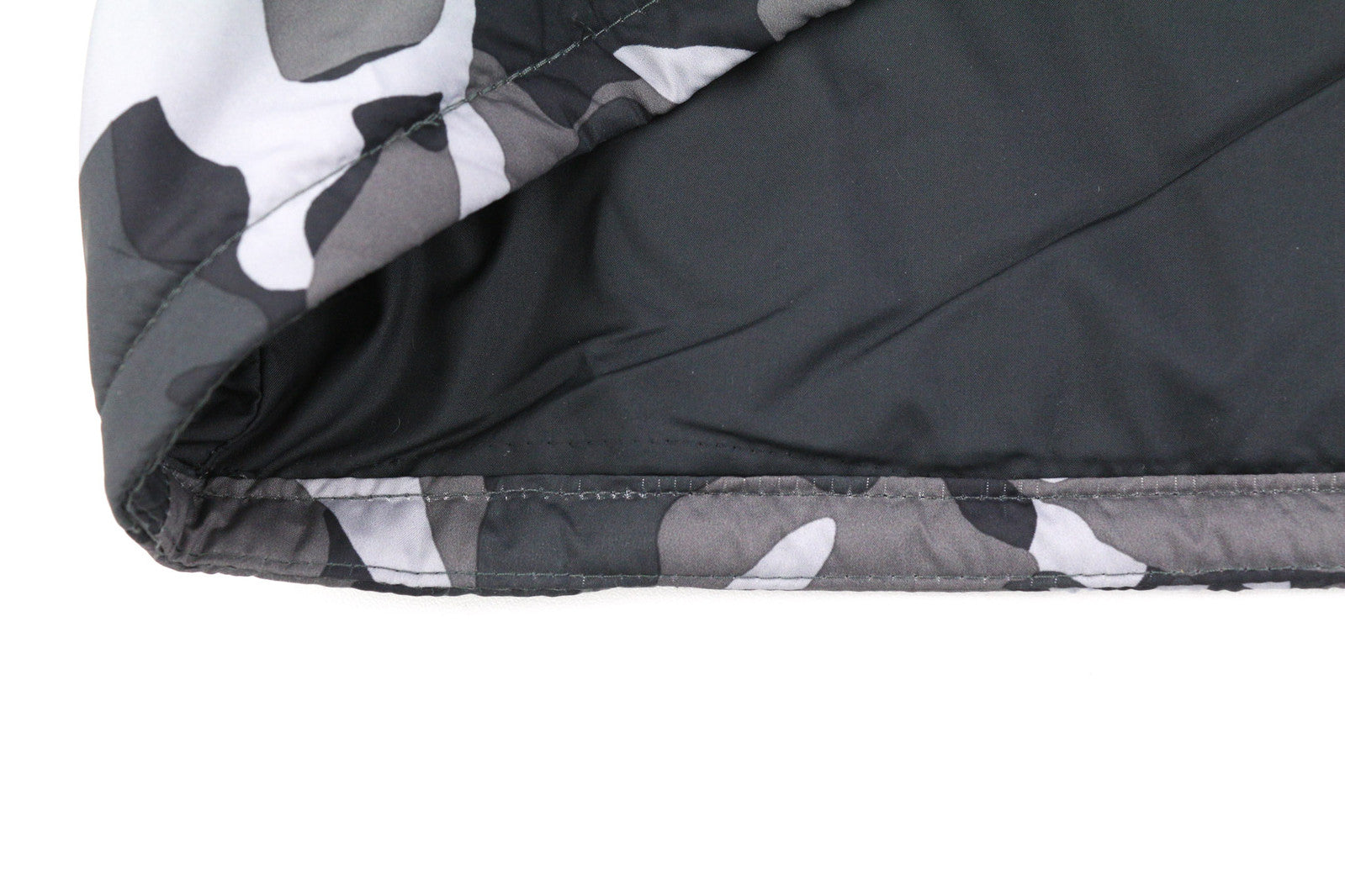 THE NORTH FACE Printed Reactor Insulated Boy striukė L su gobtuvu ir kamufliažiniu logotipu 