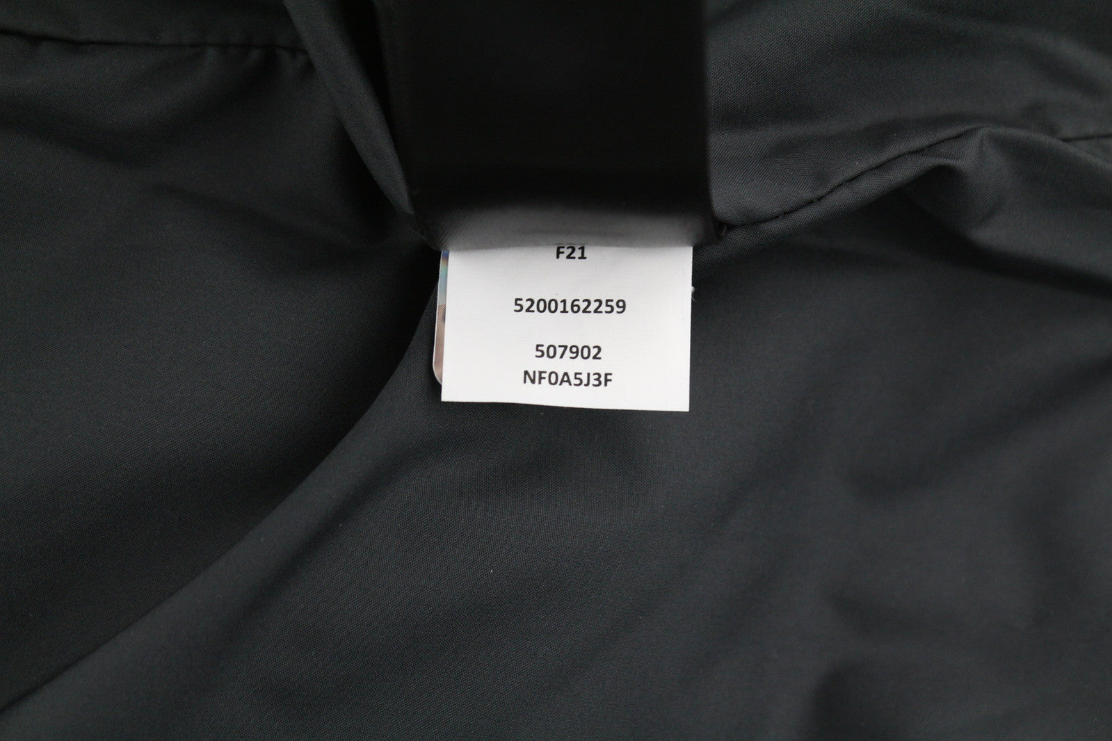 THE NORTH FACE Printed Reactor Insulated Boy striukė L su gobtuvu ir kamufliažiniu logotipu 