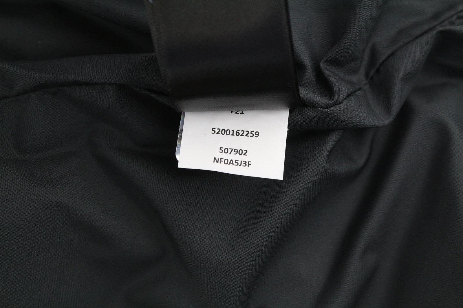 THE NORTH FACE Printed Reactor Insulated Boy striukė L su gobtuvu ir kamufliažiniu logotipu 