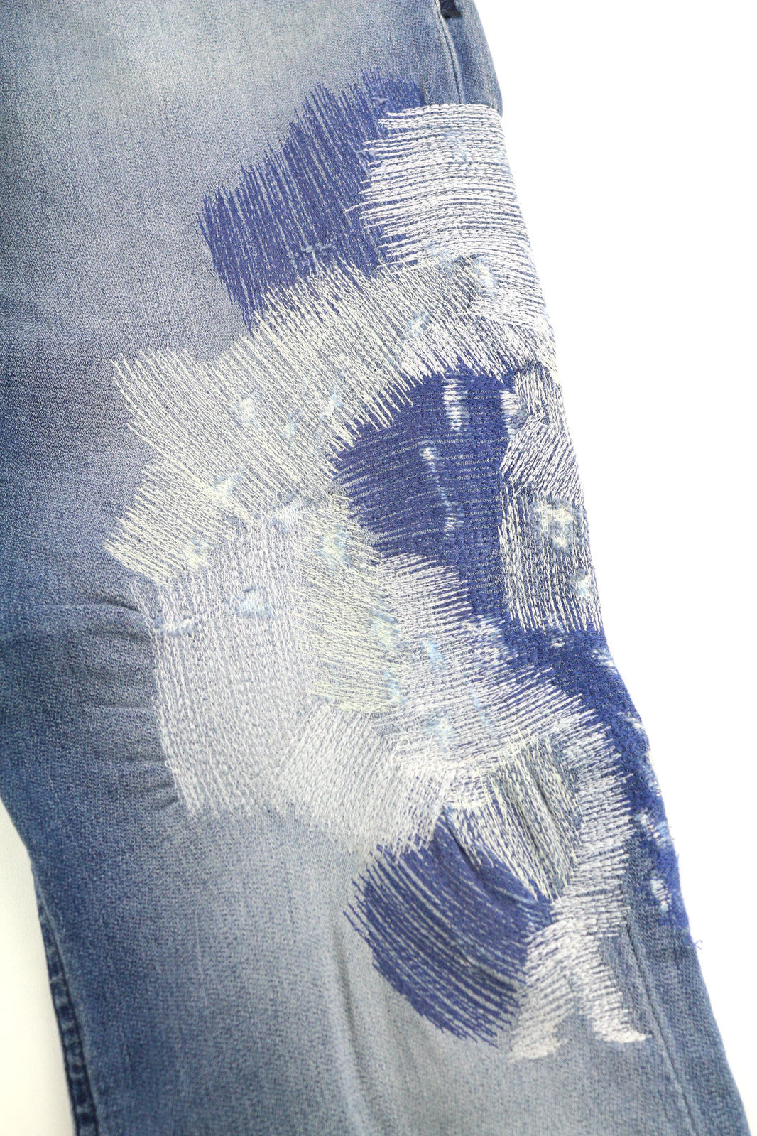 DIESEL Krooley CB-NE 084XA vyriški džinsai W28 Jogg tamprūs, plėšyti, skalbti mėlyni, RRP 210 € 