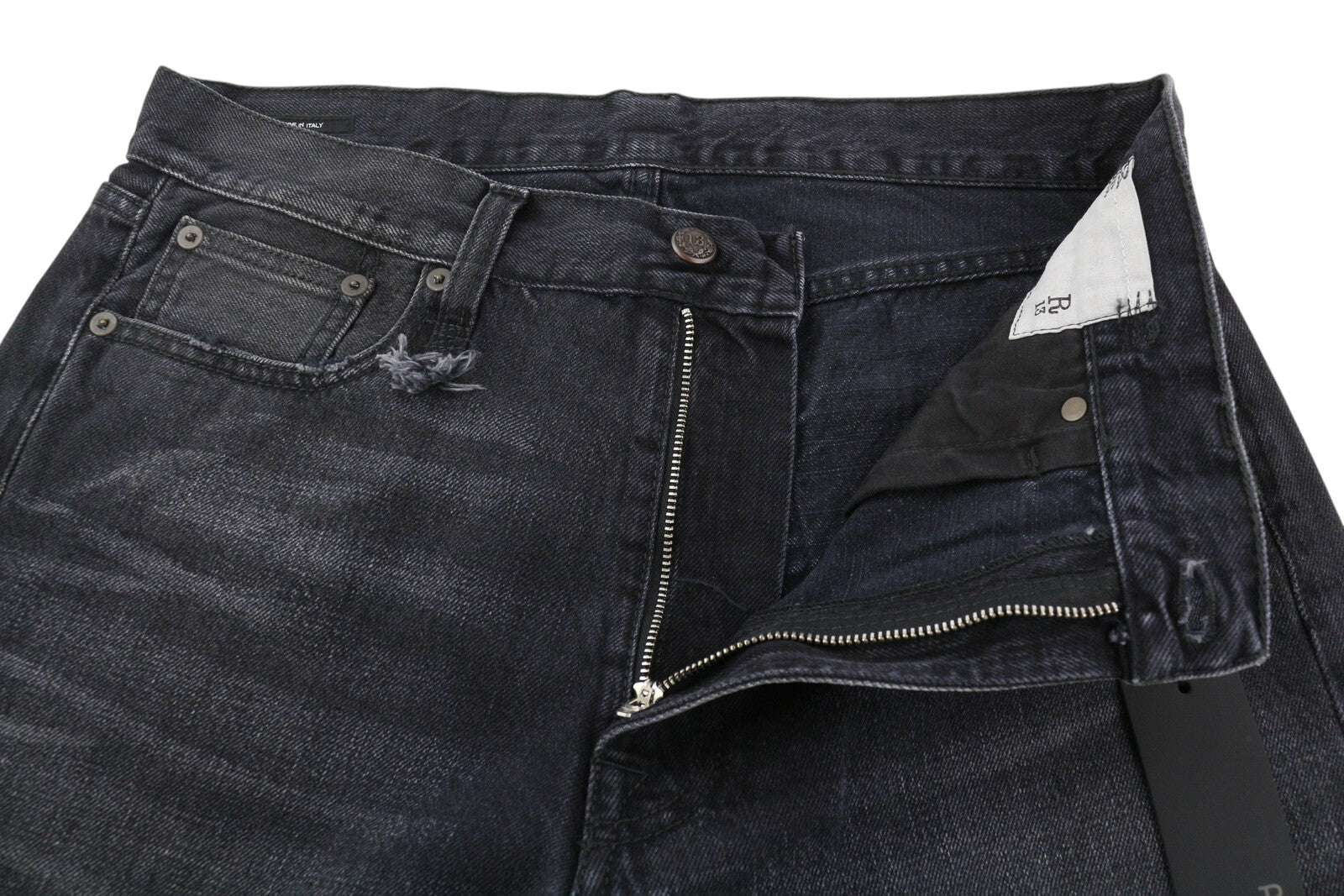 R13 Boyfriend vyriški džinsai, 32" Jake juodi, skalbto džinso, su užtrauktuku ir kišenėmis. 