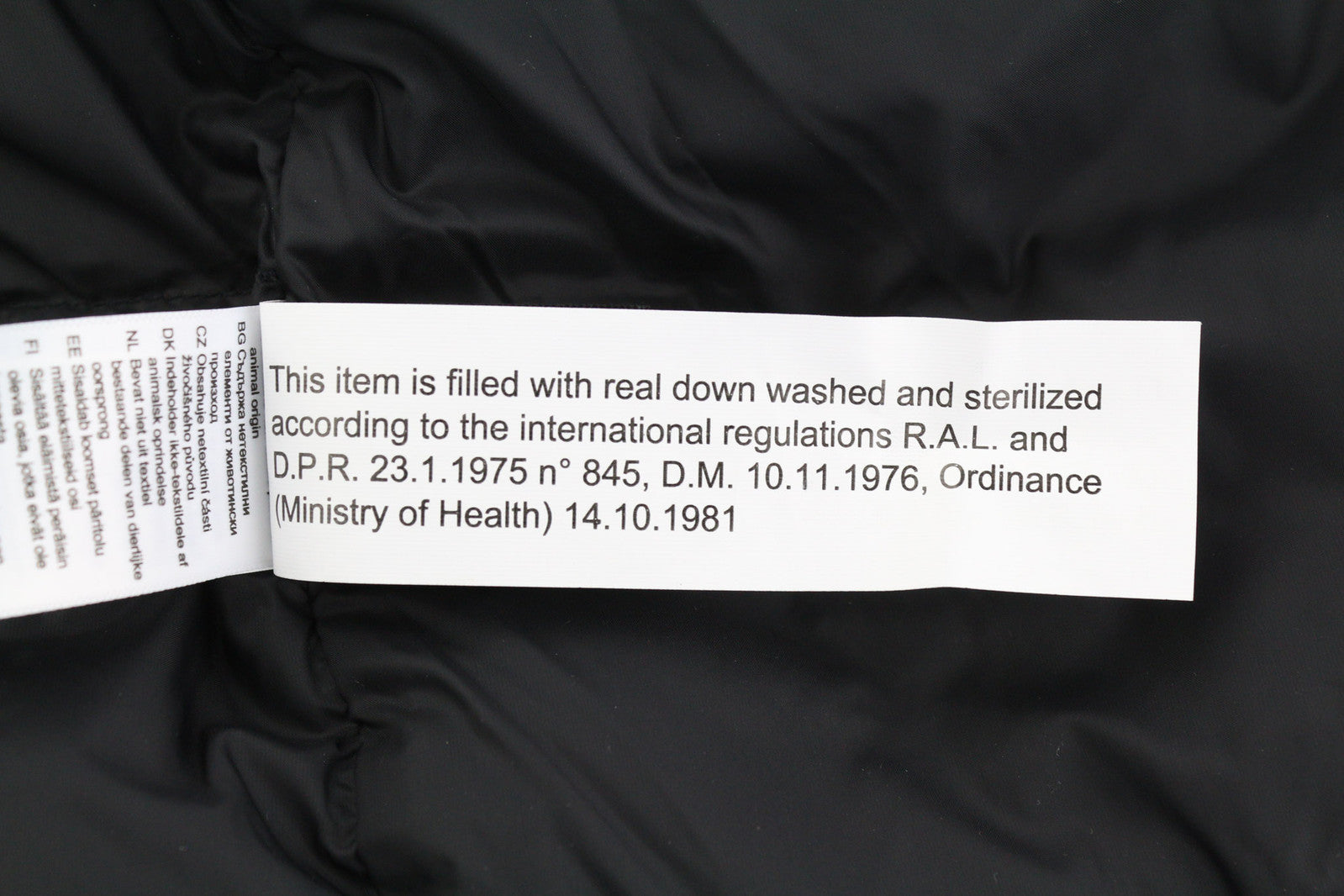 THE NORTH FACE Diablo pūkinė vyriška striukė S 700 su izoliacija ir dygsniuotu logotipu bei pūkuota danga. 
