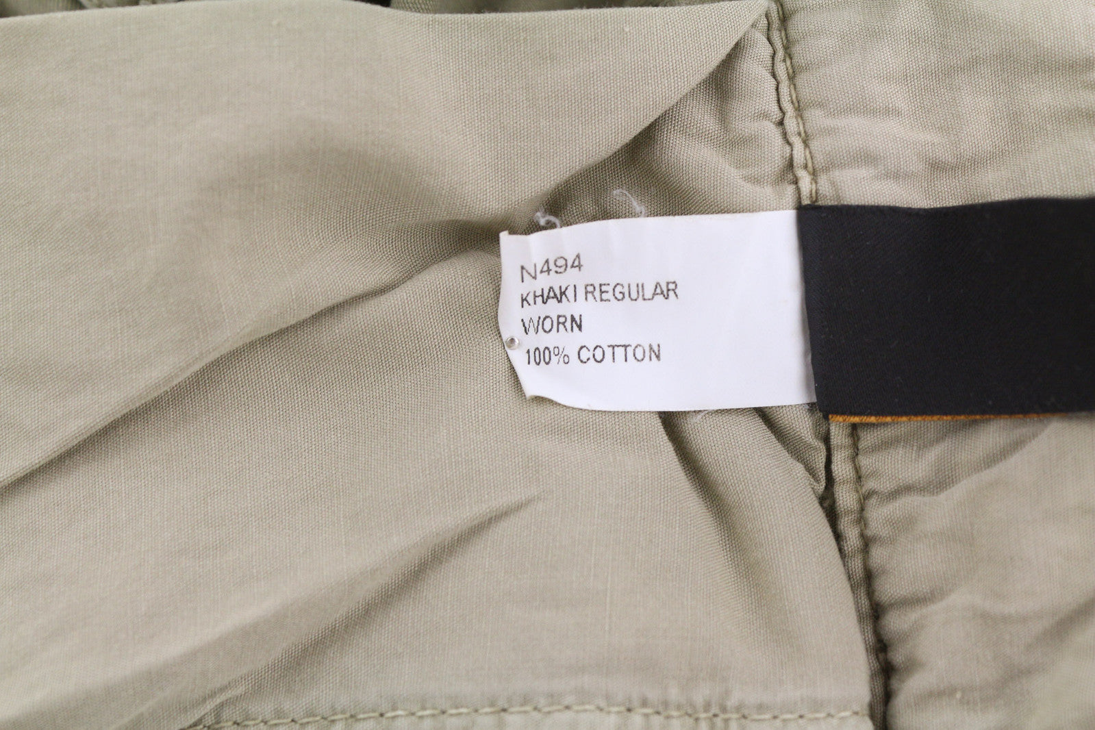 NUDIE JEANS chaki spalvos įprastos vyriškos kelnės W29/L32 smėlio spalvos chino su sagomis ir kišenėmis 