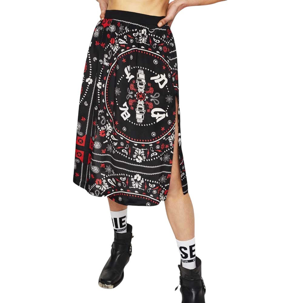 DIESEL O-Miyo-B moteriškas sijonas XS, su tampriu juosmeniu, raštuotas iki kelių, rekomenduojama kaina – 150 € 