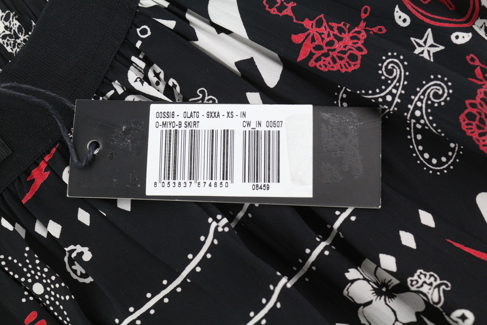 DIESEL O-Miyo-B moteriškas sijonas XS, su tampriu juosmeniu, raštuotas iki kelių, rekomenduojama kaina – 150 € 