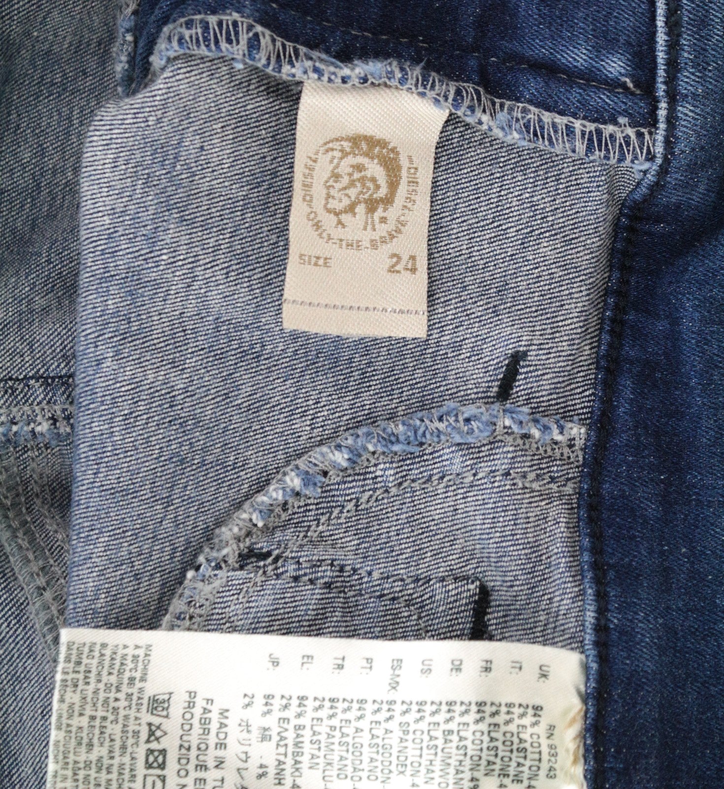 DIESEL Livier 084GJ moteriški džinsai W24 Super Slim mergaitėms, plėšytos medvilnės tamprės, mėlyni 