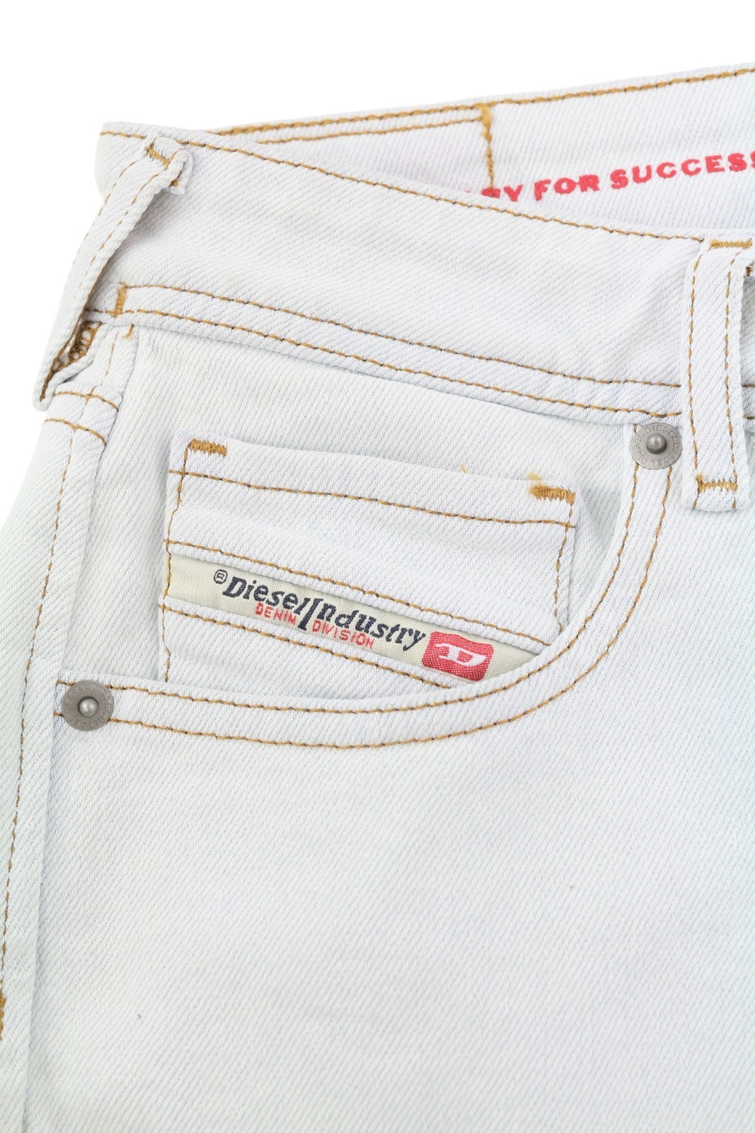 DIESEL De-Lyla 09C06 moteriški šortai W26 šviesiai mėlyni džinsiniai šortai su užtrauktuku ir kišenėmis laisvalaikiui 