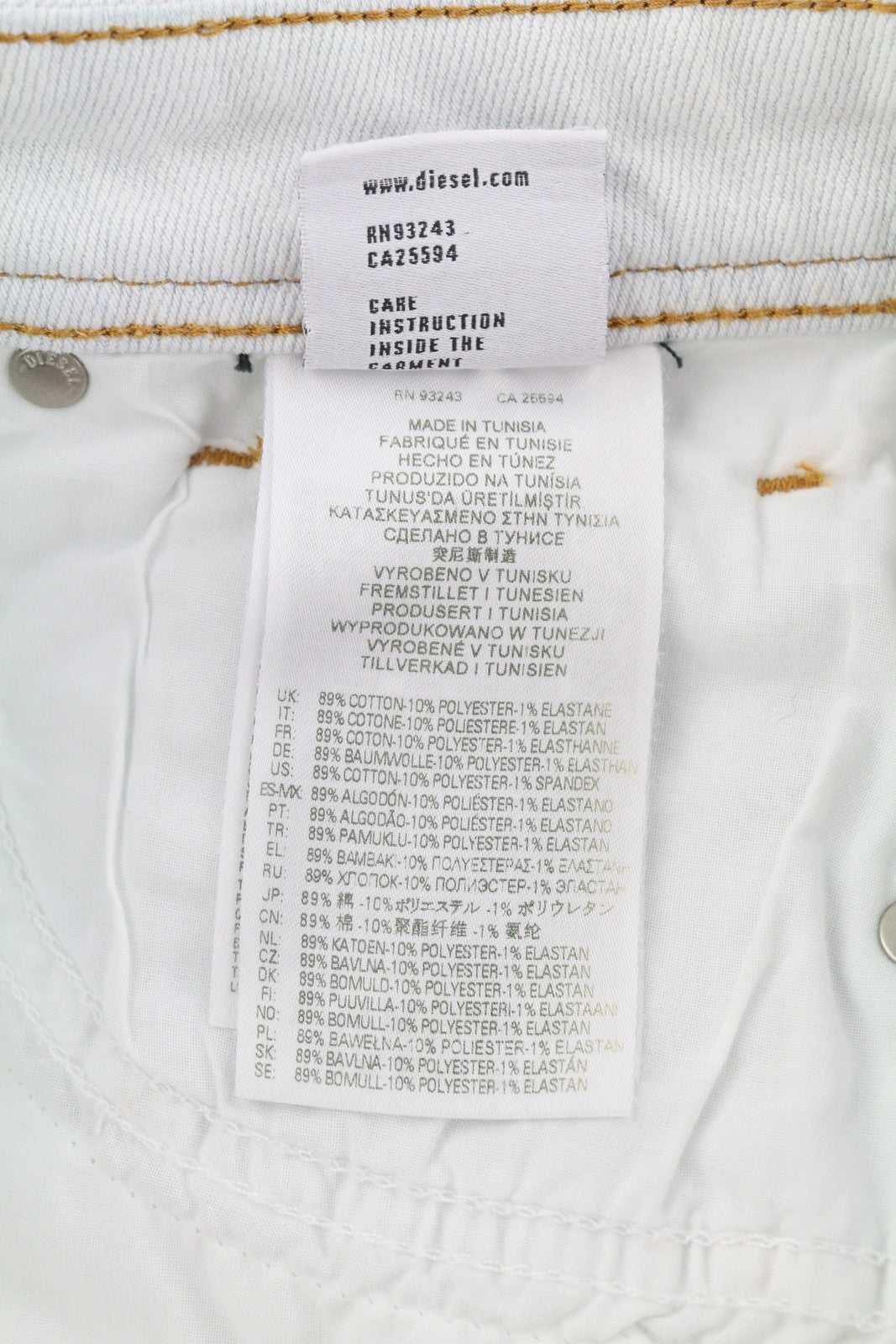 DIESEL De-Lyla 09C06 moteriški šortai W26 šviesiai mėlyni džinsiniai šortai su užtrauktuku ir kišenėmis laisvalaikiui 