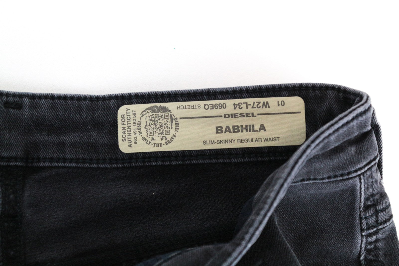 DIESEL Babhila 069EQ moteriški džinsai W27/L34 Slim Skinny skalbtos pilkos medvilnės tamprės 