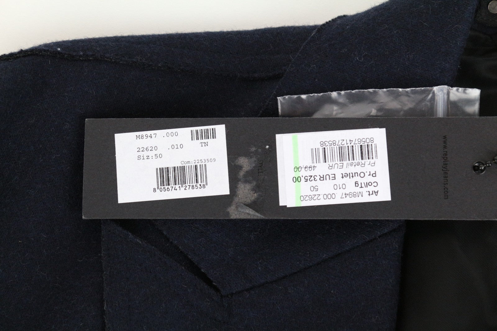 REPLAY vyriškas paltas 50 mėlynas vilnos mišinio dvieilis su smailia apykakle, rekomenduojama mažmeninė kaina – 499 € 