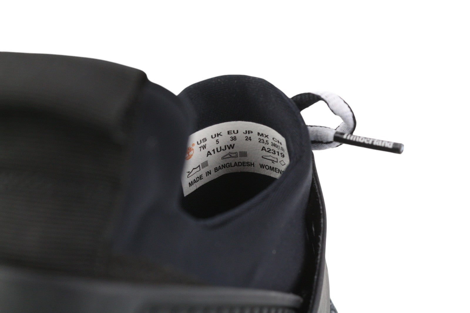 TIMBERLAND A1UJW moteriški sportbačiai EU38 EU38.5 juodi migdolų nosys, žemakulniai su raišteliais. 