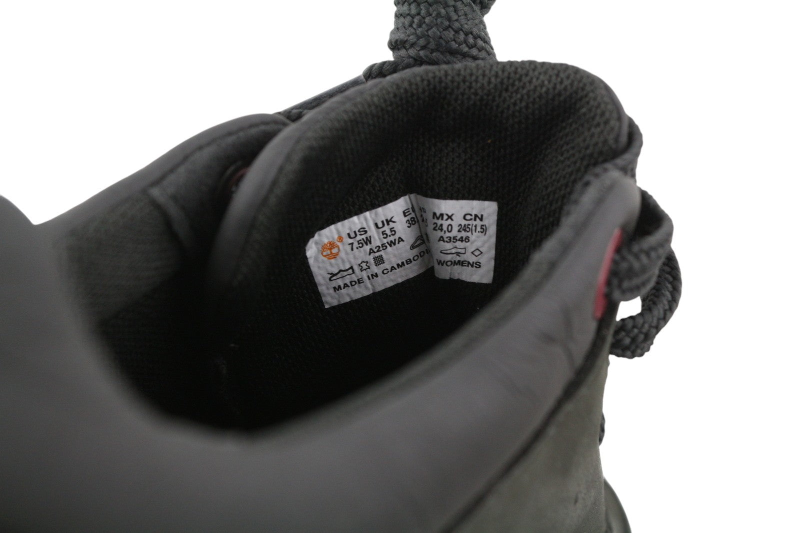 TIMBERLAND A25WA moteriški bateliai EU38 EU38.5 juodi odiniai žemapadžiai su nėriniuota migdolų nosele. 