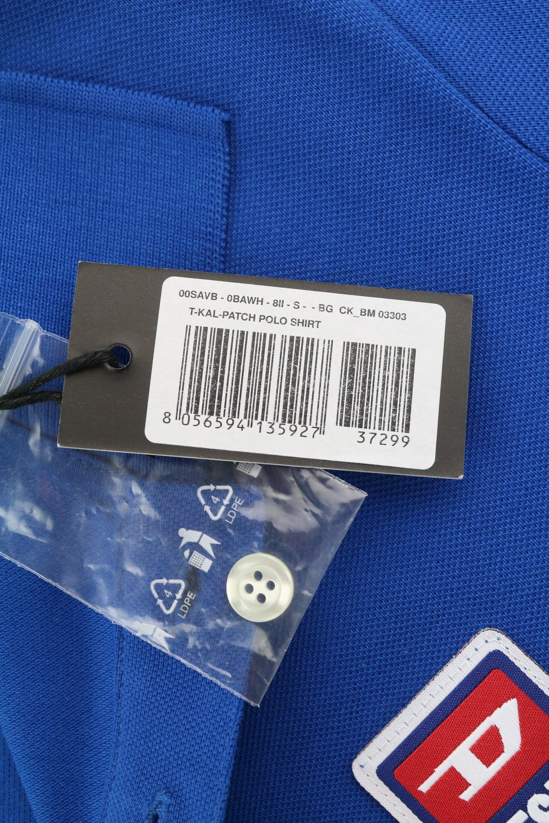 DIESEL T-Kal-Patch vyriški polo marškinėliai su mėlynais trumpomis rankovėmis ir sagomis, medvilniniai logotipai. 