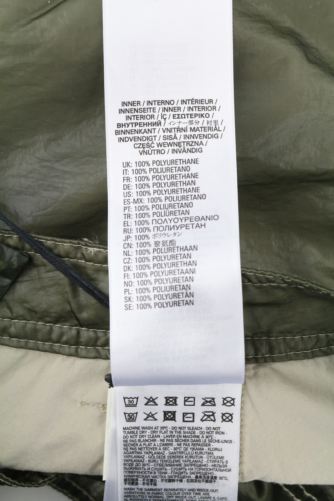 DIESEL O-Kylie-A moteriškas sijonas, W26, žalias, chaki spalvos, su lopais ir užtrauktuku, rekomenduojama kaina – 195 € 