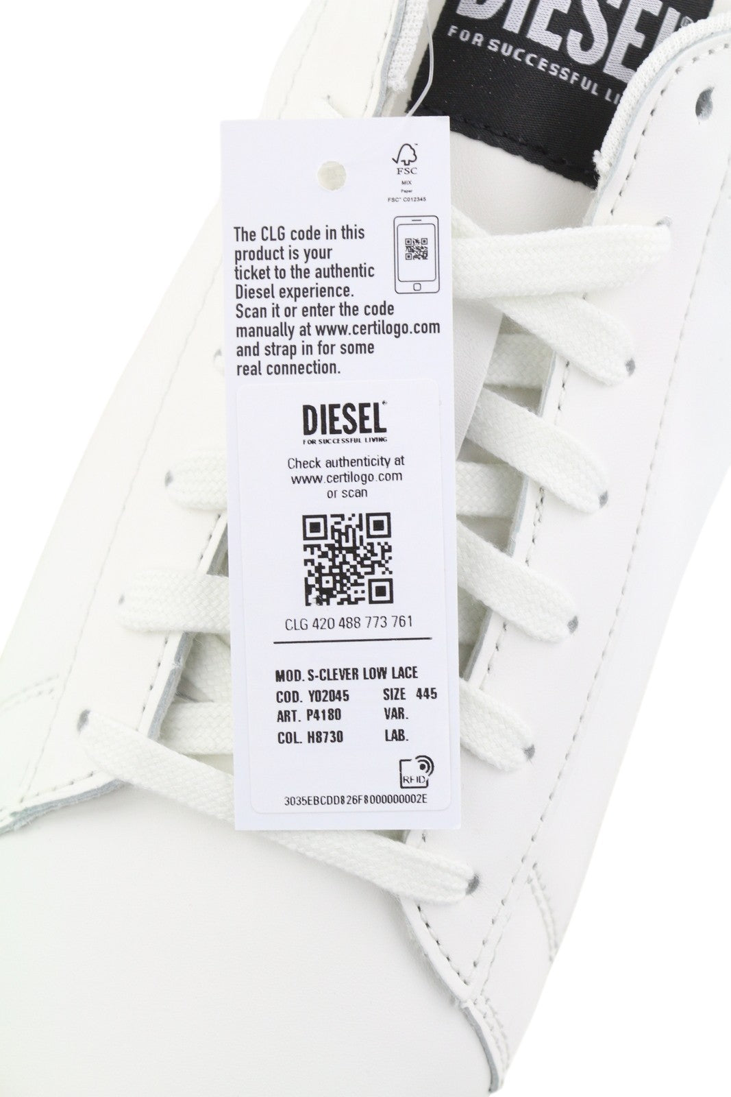 DIESEL S-Clever žemi nėriniuoti vyriški sportbačiai, 44,5 dydžio, balti, raudoni, odiniai, rekomenduojama kaina – 140 €. 