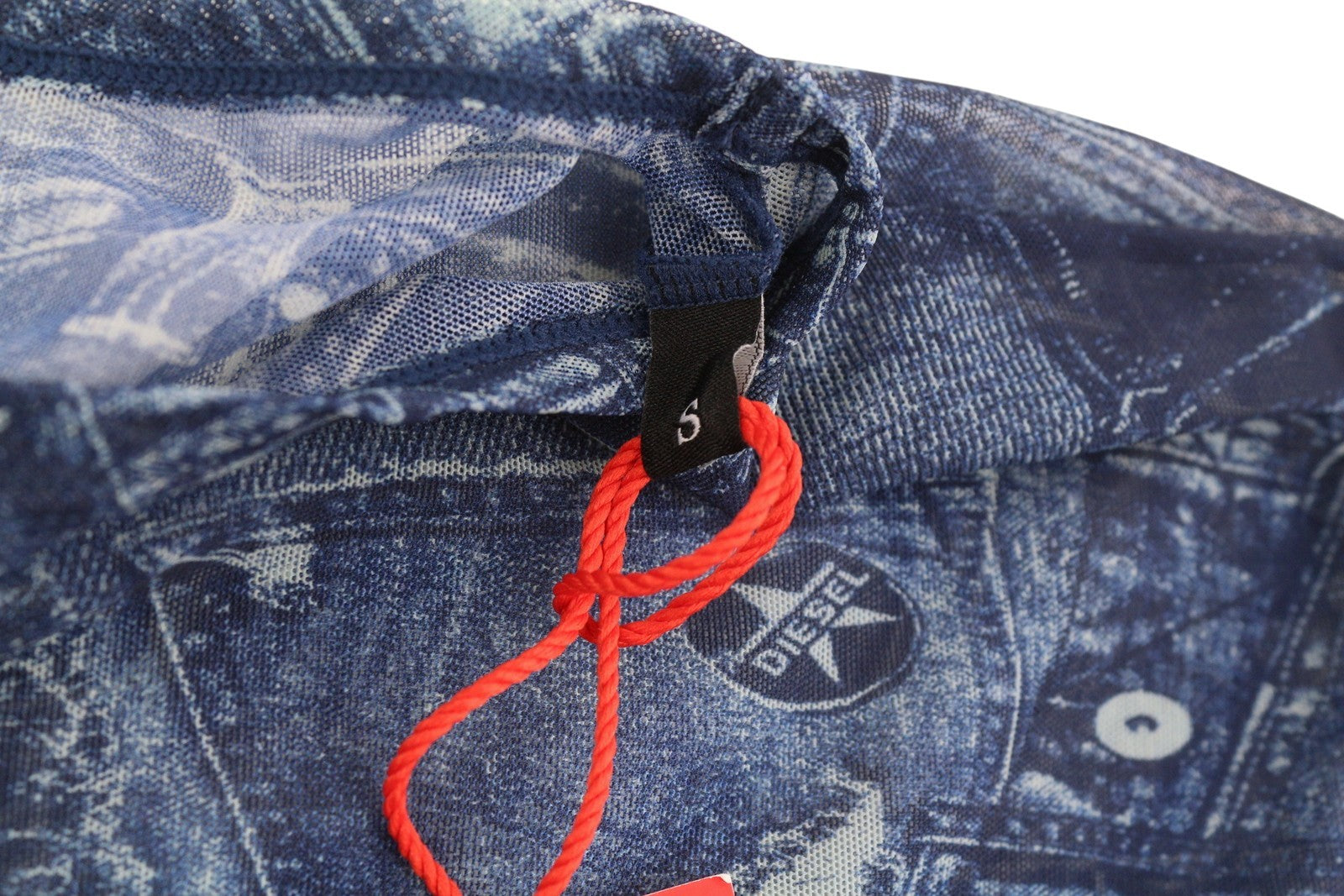 DIESEL Awtee-Briize-Wt28 moteriški marškinėliai S dydžio, mėlyni, trumpomis rankovėmis, permatomi, trumpi