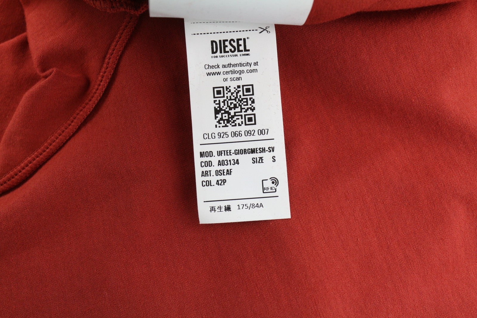 DIESEL Uftee-Giorgmesh-Sv moteriški marškinėliai S, raudoni, trumpomis rankovėmis, apvalia kaklo iškirpte 