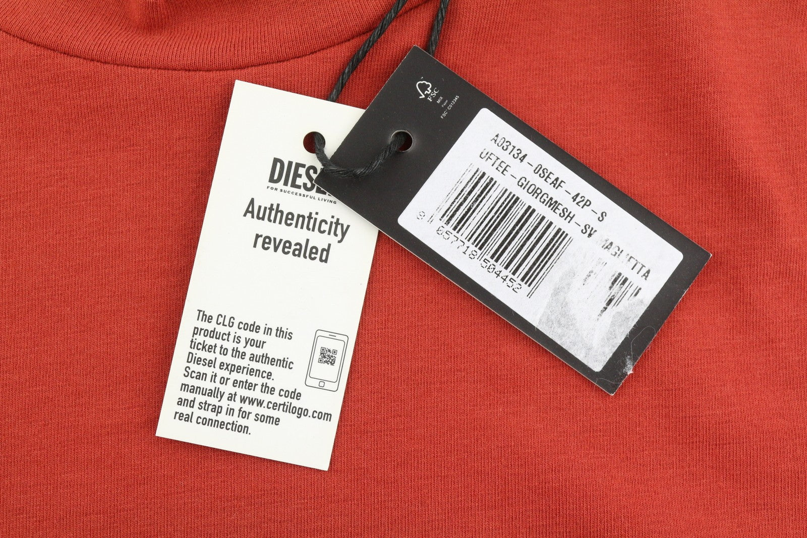 DIESEL Uftee-Giorgmesh-Sv moteriški marškinėliai S, raudoni, trumpomis rankovėmis, apvalia kaklo iškirpte 