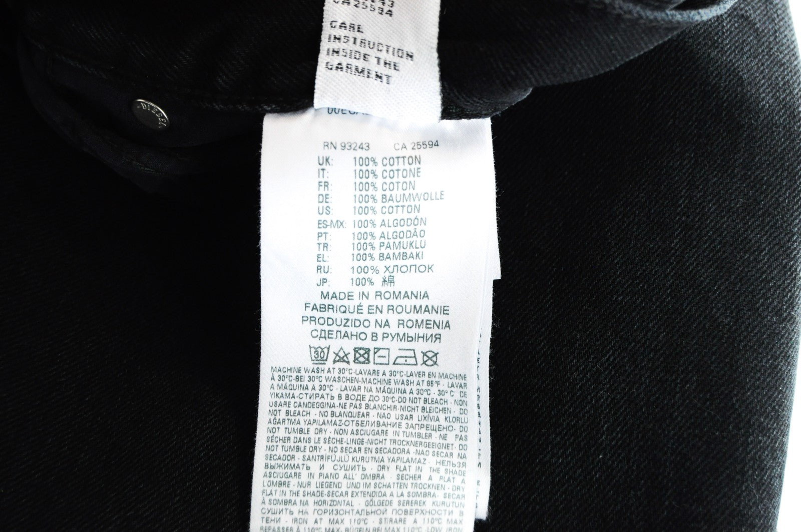 DIESEL Niclah 084TB moteriški W31 L32 aukštu liemeniu plėšyti juodi tiesaus kirpimo džinsai 