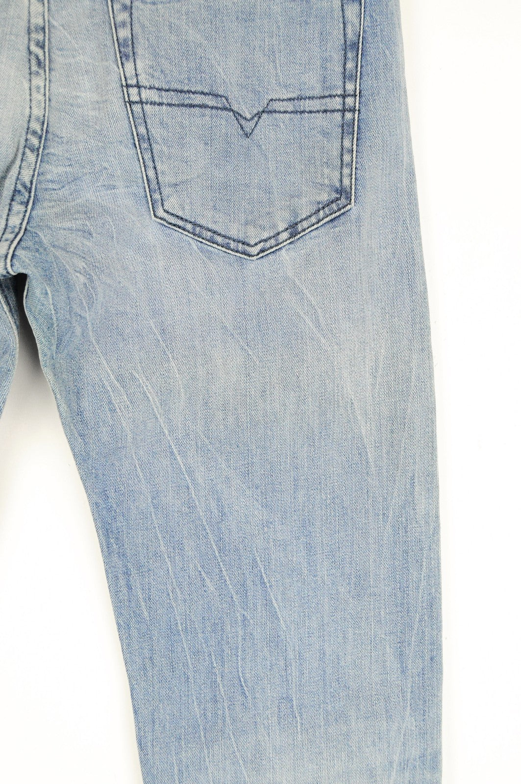 DIESEL Buster 081AL vyriški ploni siaurėjantys mėlyni džinsai su sagomis, W27 L32 skalbti 