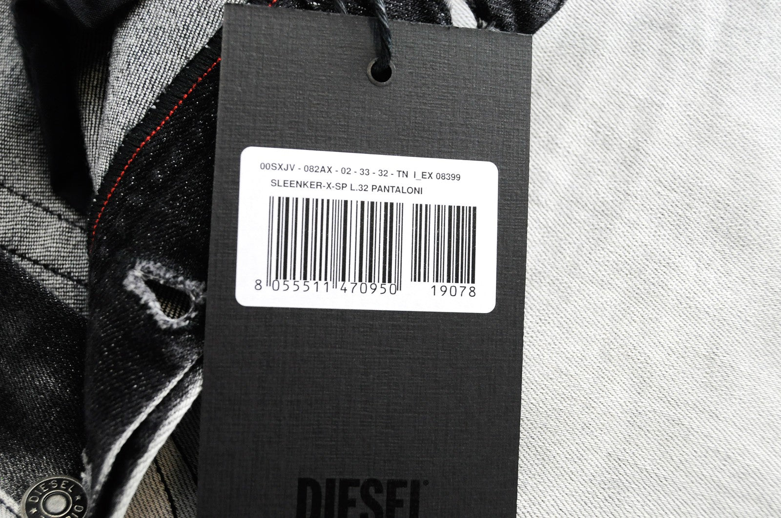 DIESEL Sleenker-X-SP 082AX vyriški W33 L32 ploni aptempti džinsai su sagomis ir dviejų spalvų 